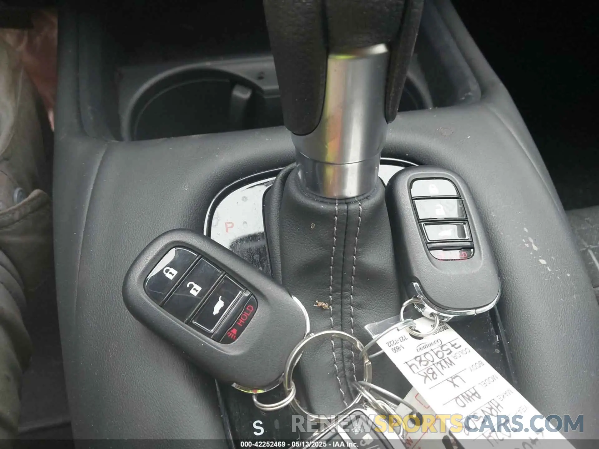 11 fotografías del automóvil dañado 3CZRZ2H36RM759084 HONDA HR-V 2024