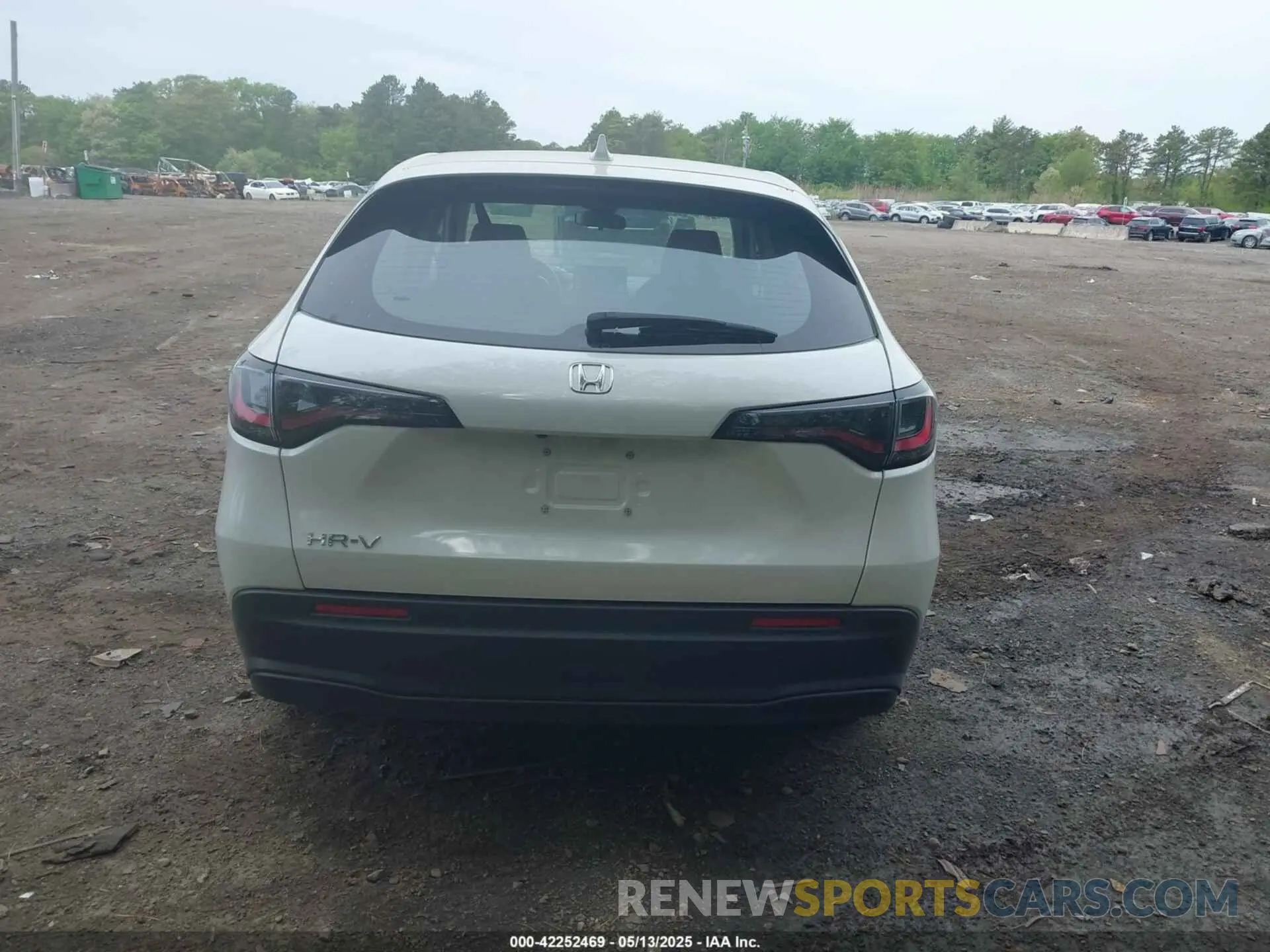 16 fotografías del automóvil dañado 3CZRZ2H36RM759084 HONDA HR-V 2024