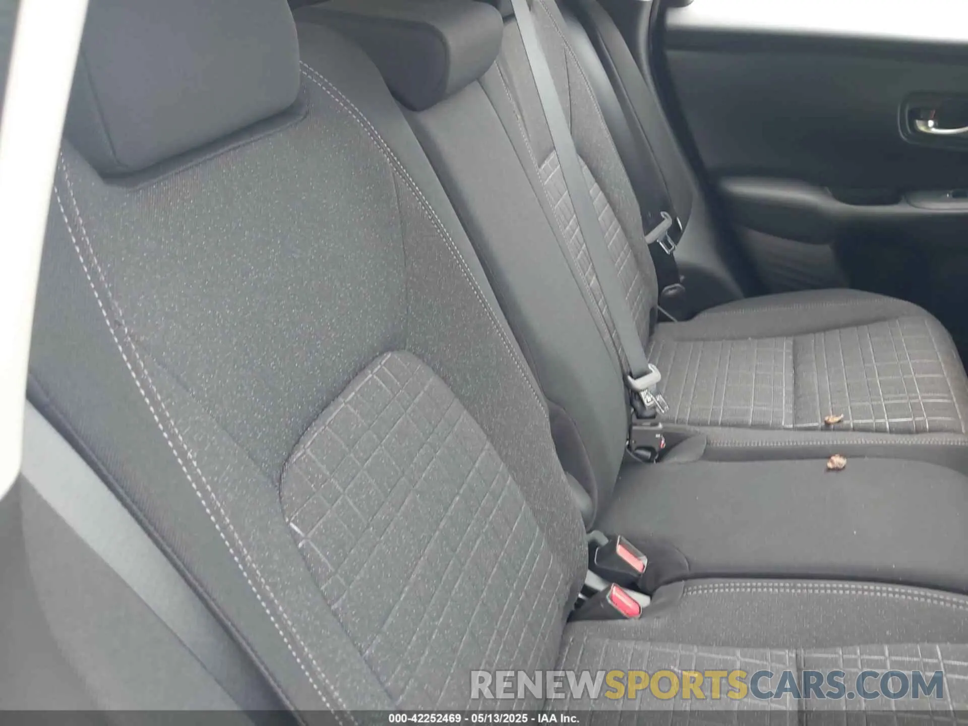 8 fotografías del automóvil dañado 3CZRZ2H36RM759084 HONDA HR-V 2024