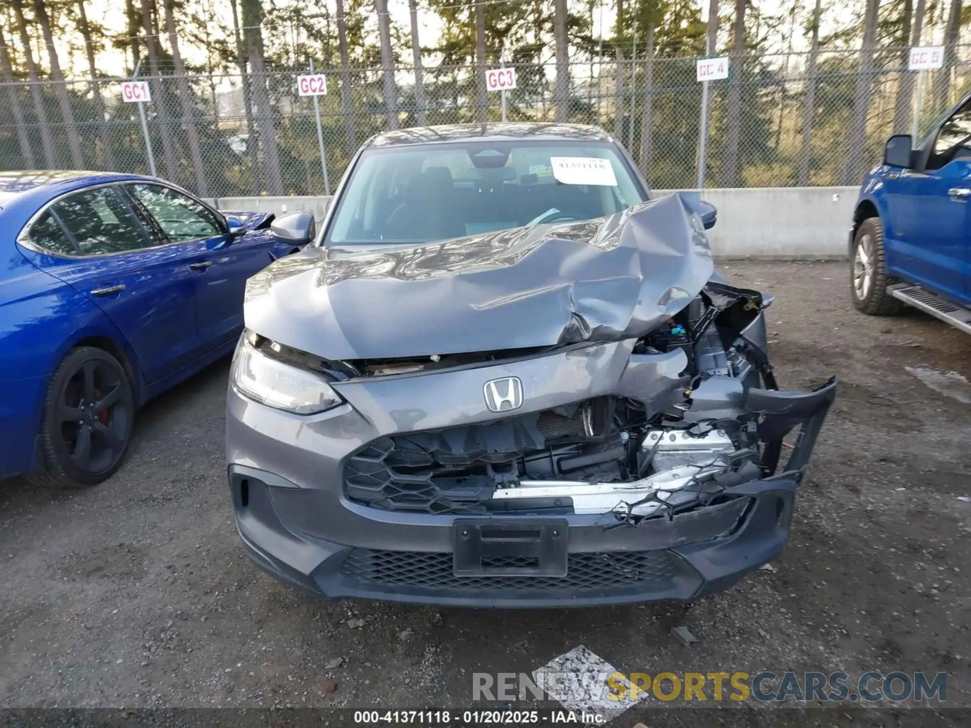 12 fotografías del automóvil dañado 3CZRZ2H38RM777313 HONDA HR-V 2024