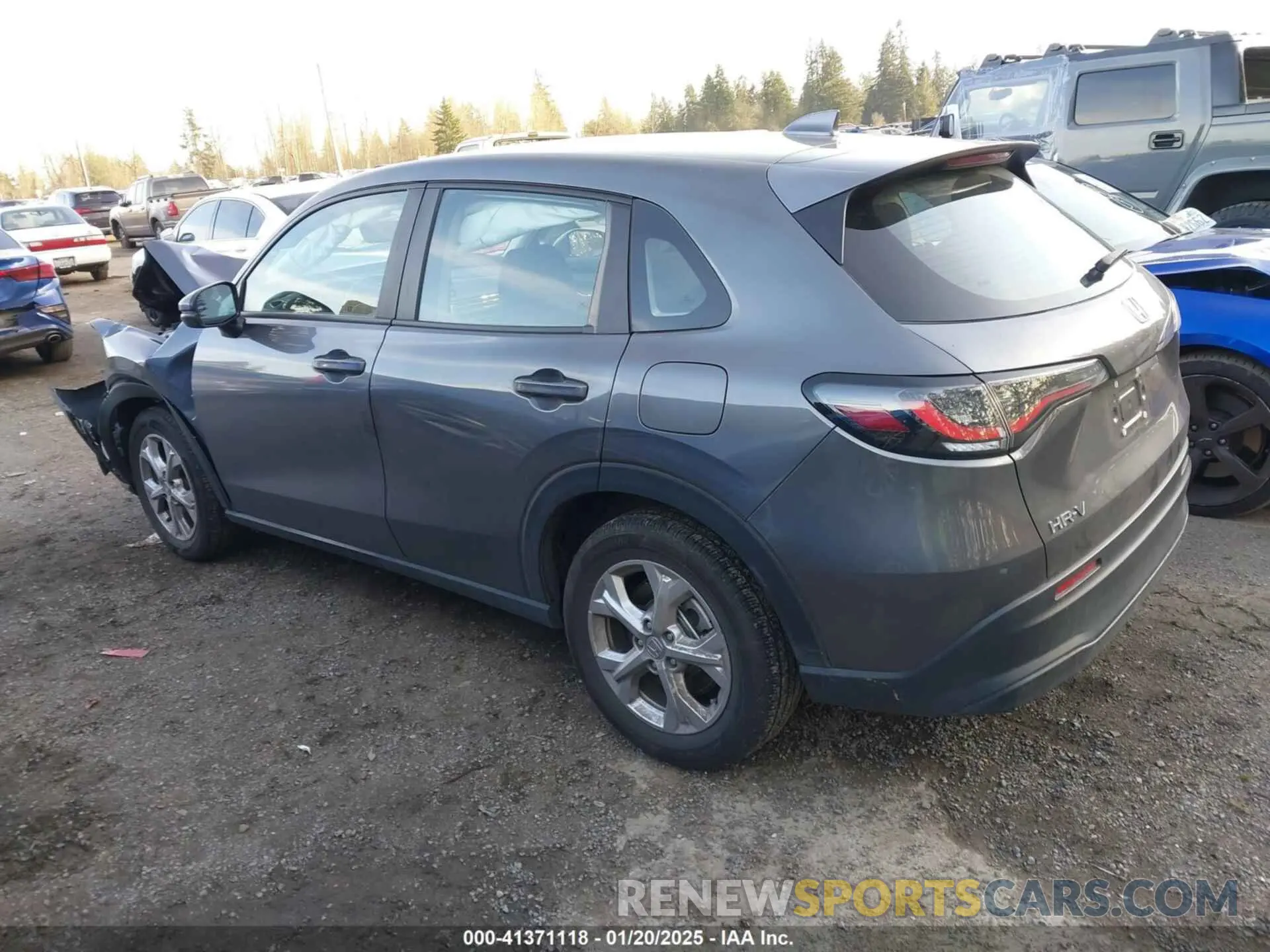 3 fotografías del automóvil dañado 3CZRZ2H38RM777313 HONDA HR-V 2024