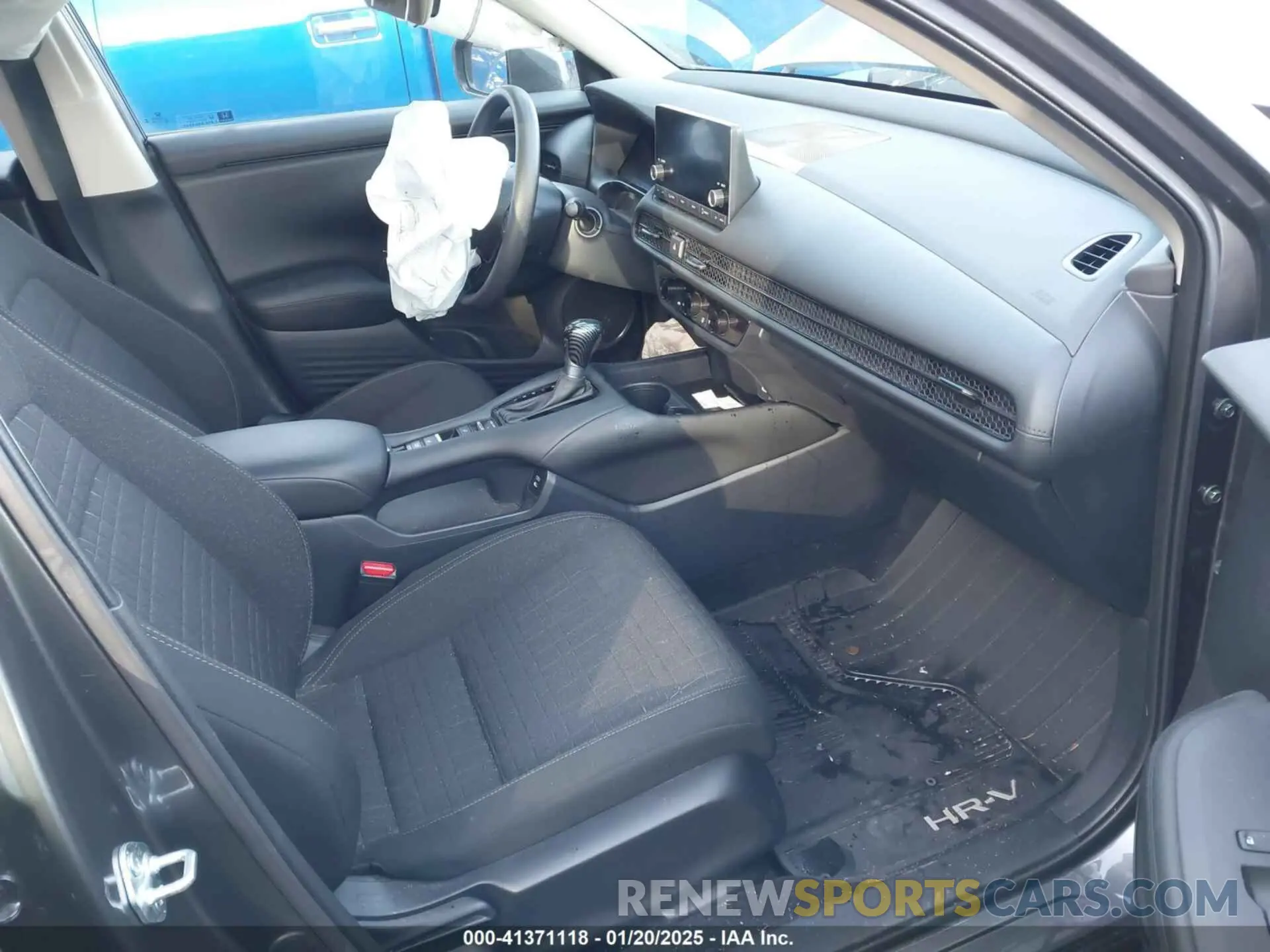 5 fotografías del automóvil dañado 3CZRZ2H38RM777313 HONDA HR-V 2024