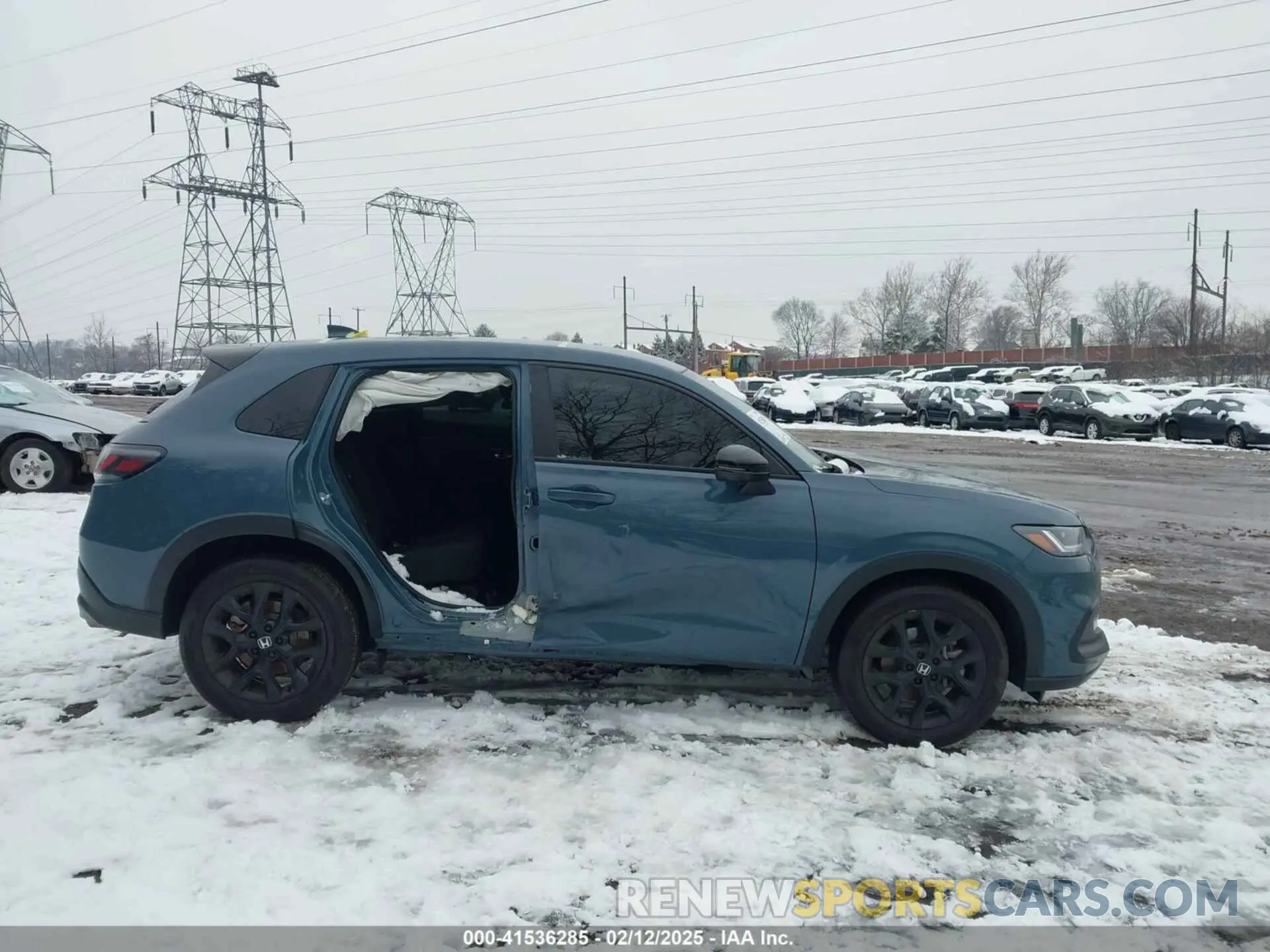 13 fotografías del automóvil dañado 3CZRZ2H50RM701070 HONDA HR-V 2024