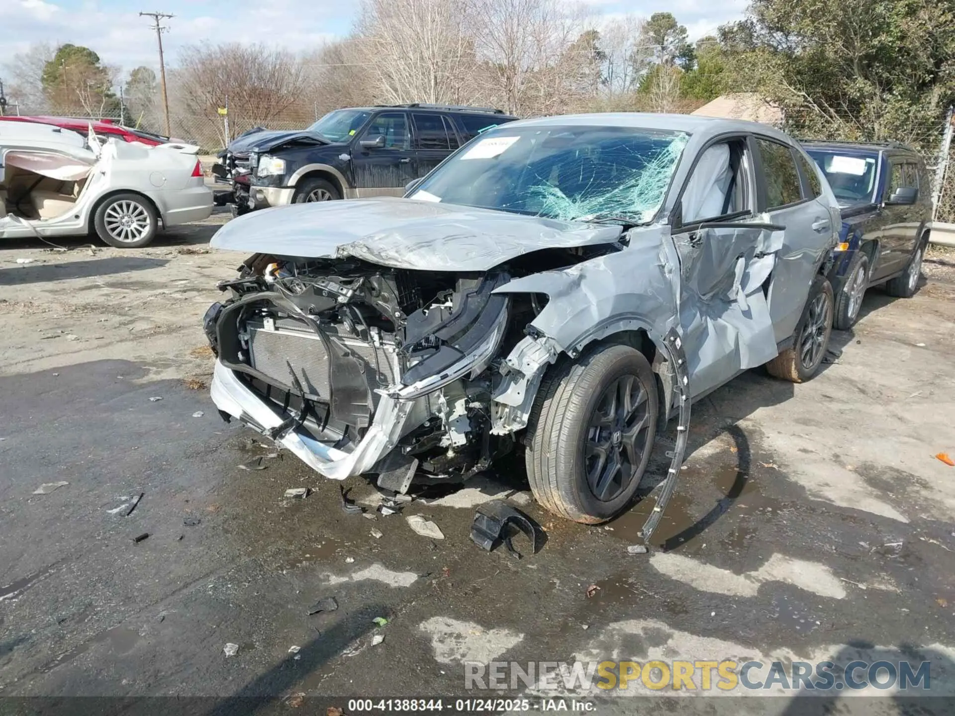6 fotografías del automóvil dañado 3CZRZ2H50RM740872 HONDA HR-V 2024