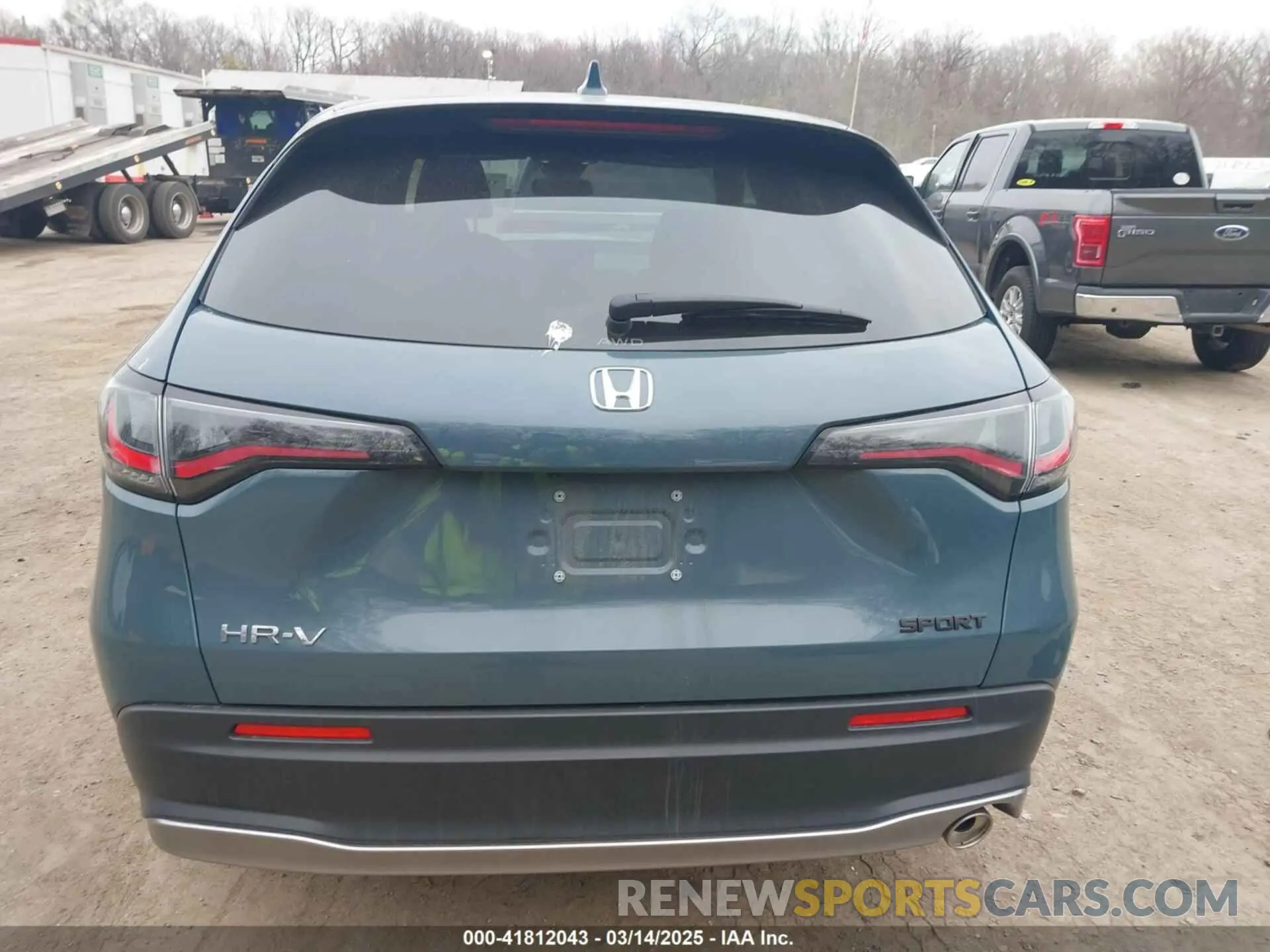 16 fotografías del automóvil dañado 3CZRZ2H50RM760877 HONDA HR-V 2024