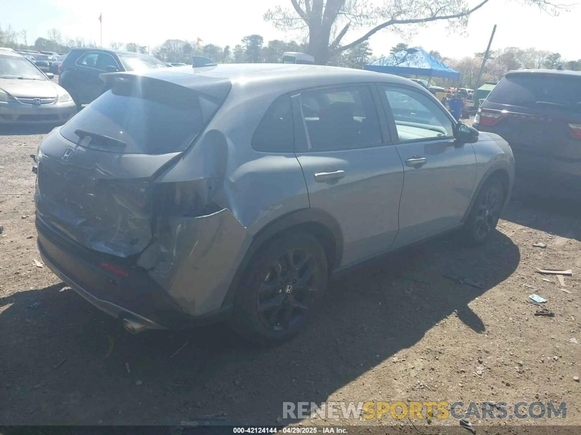 4 fotografías del automóvil dañado 3CZRZ2H50RM765321 HONDA HR-V 2024