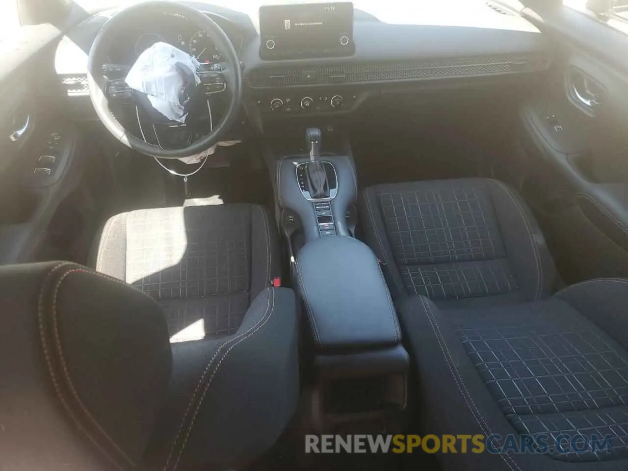 8 fotografías del automóvil dañado 3CZRZ2H50RM786735 HONDA HR-V 2024