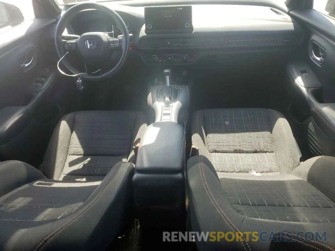 8 fotografías del automóvil dañado 3CZRZ2H51RM763271 HONDA HR-V 2024