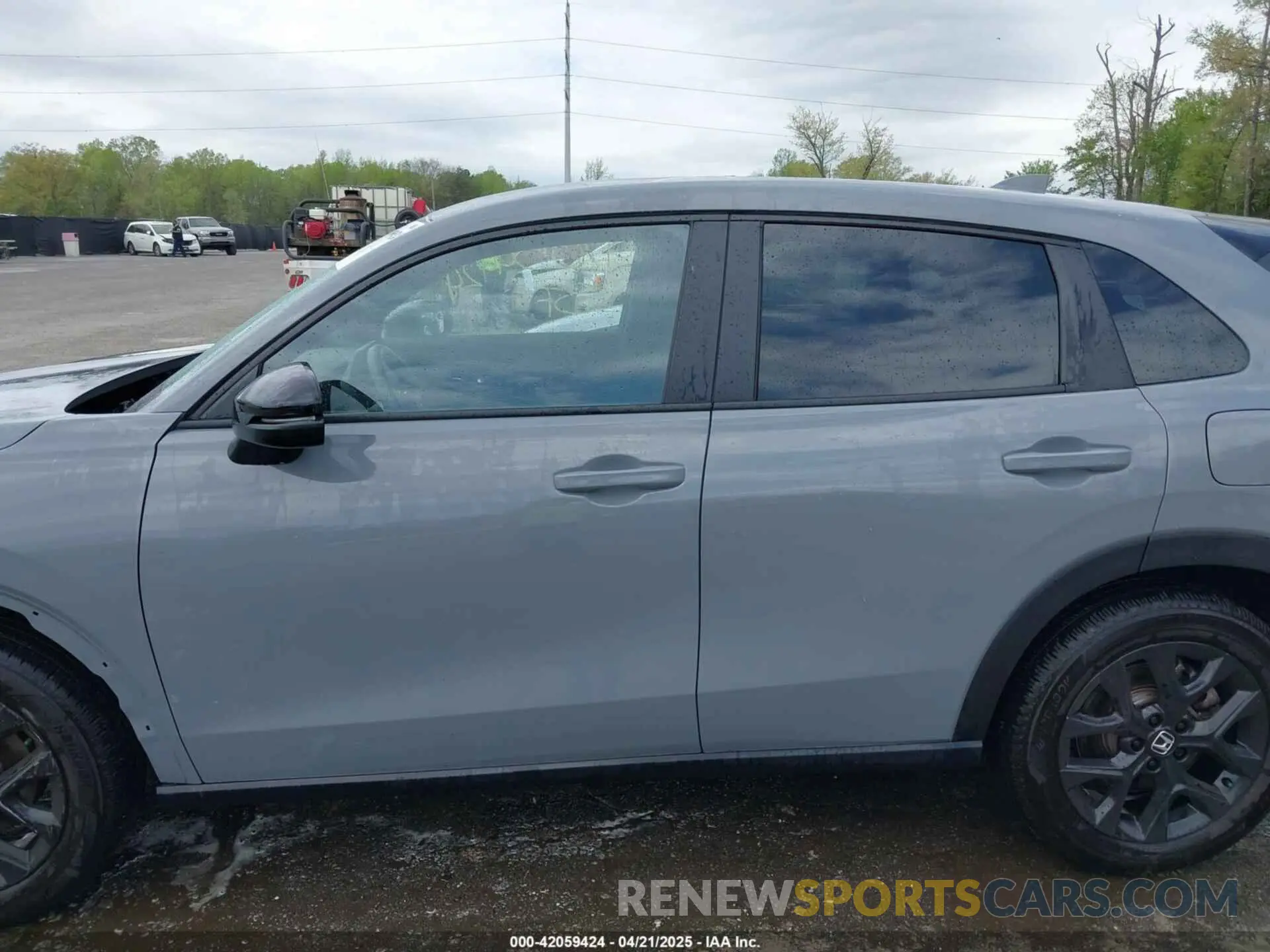15 fotografías del automóvil dañado 3CZRZ2H52RM761643 HONDA HR-V 2024