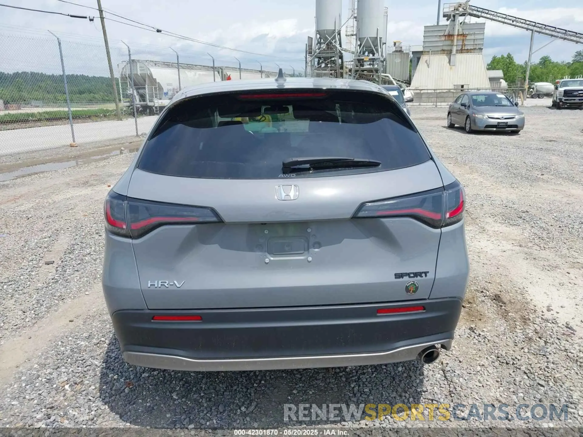 16 fotografías del automóvil dañado 3CZRZ2H52RM763246 HONDA HR-V 2024