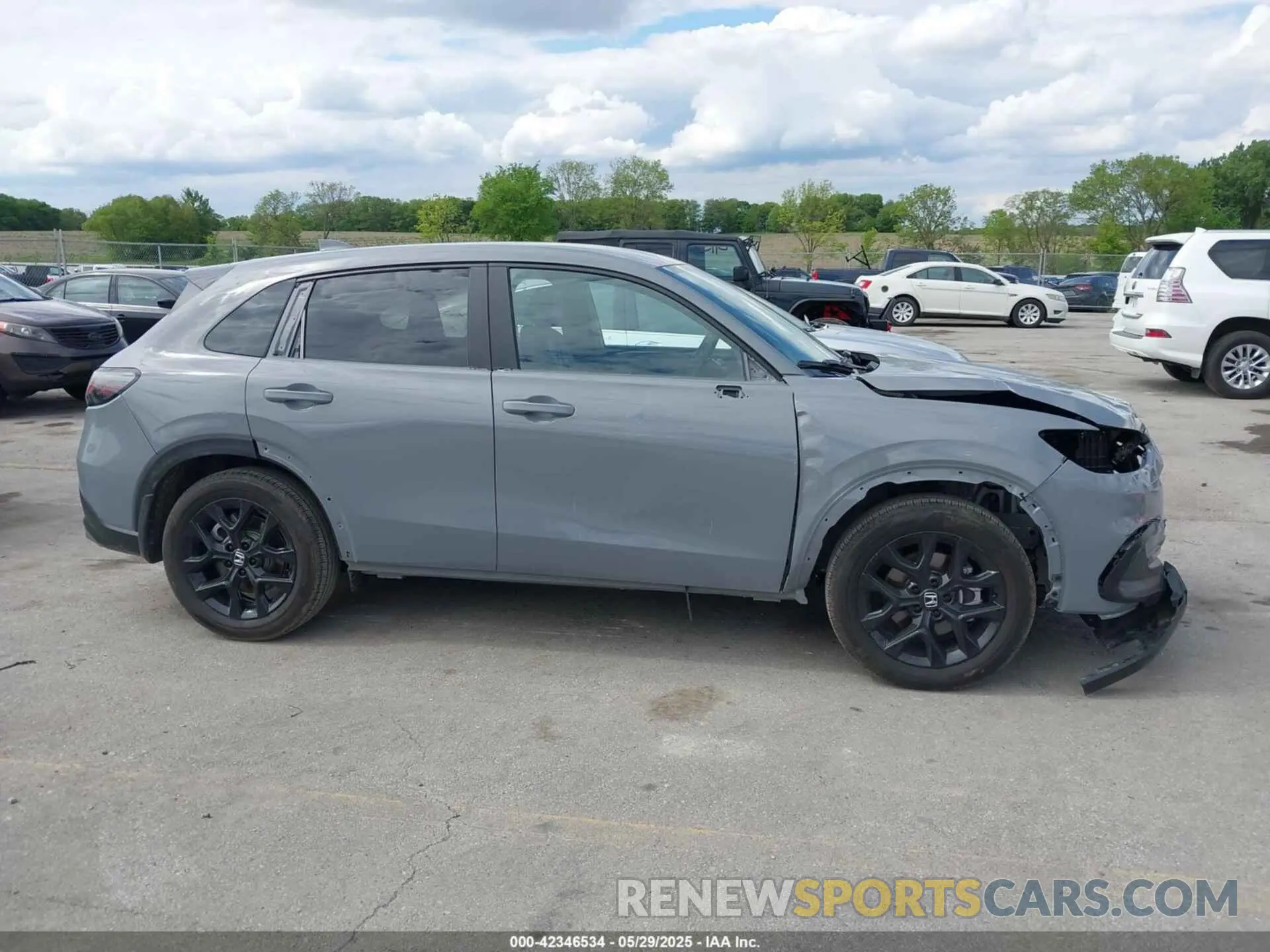 14 fotografías del automóvil dañado 3CZRZ2H57RM756549 HONDA HR-V 2024