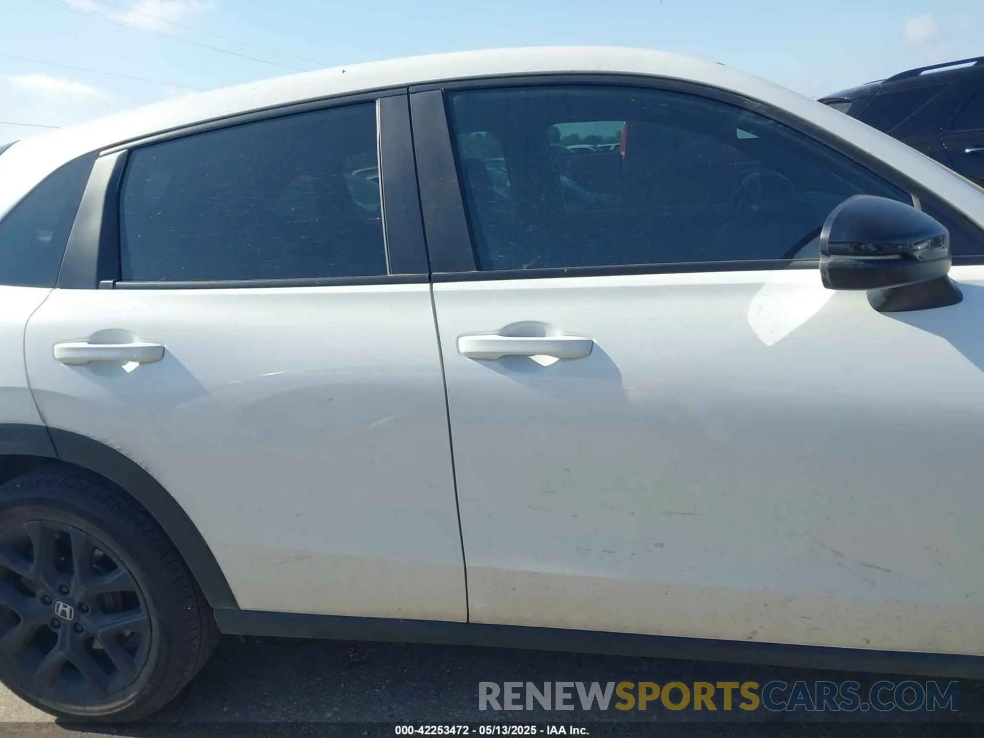 12 fotografías del automóvil dañado 3CZRZ2H58RM736200 HONDA HR-V 2024