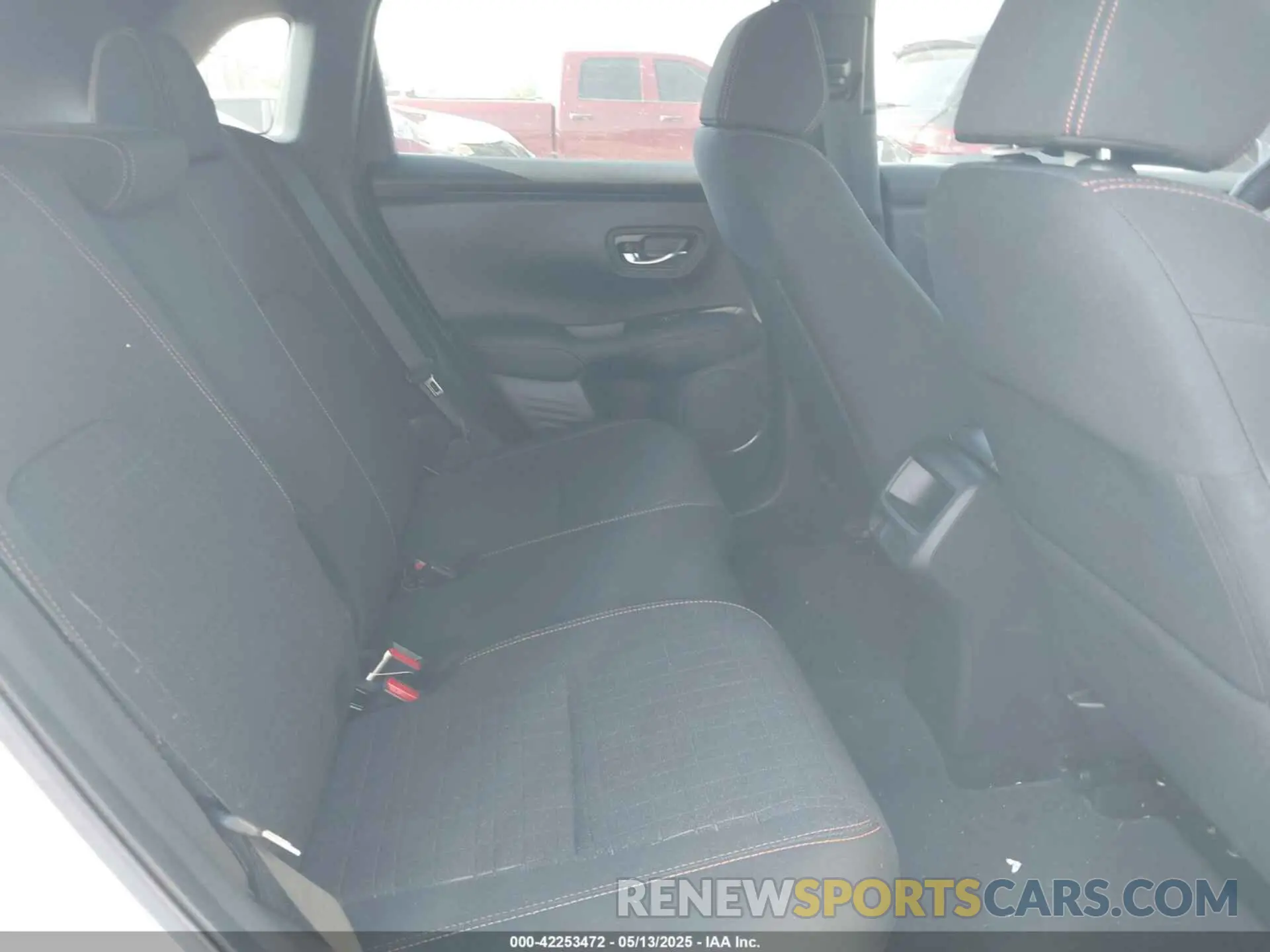 8 fotografías del automóvil dañado 3CZRZ2H58RM736200 HONDA HR-V 2024