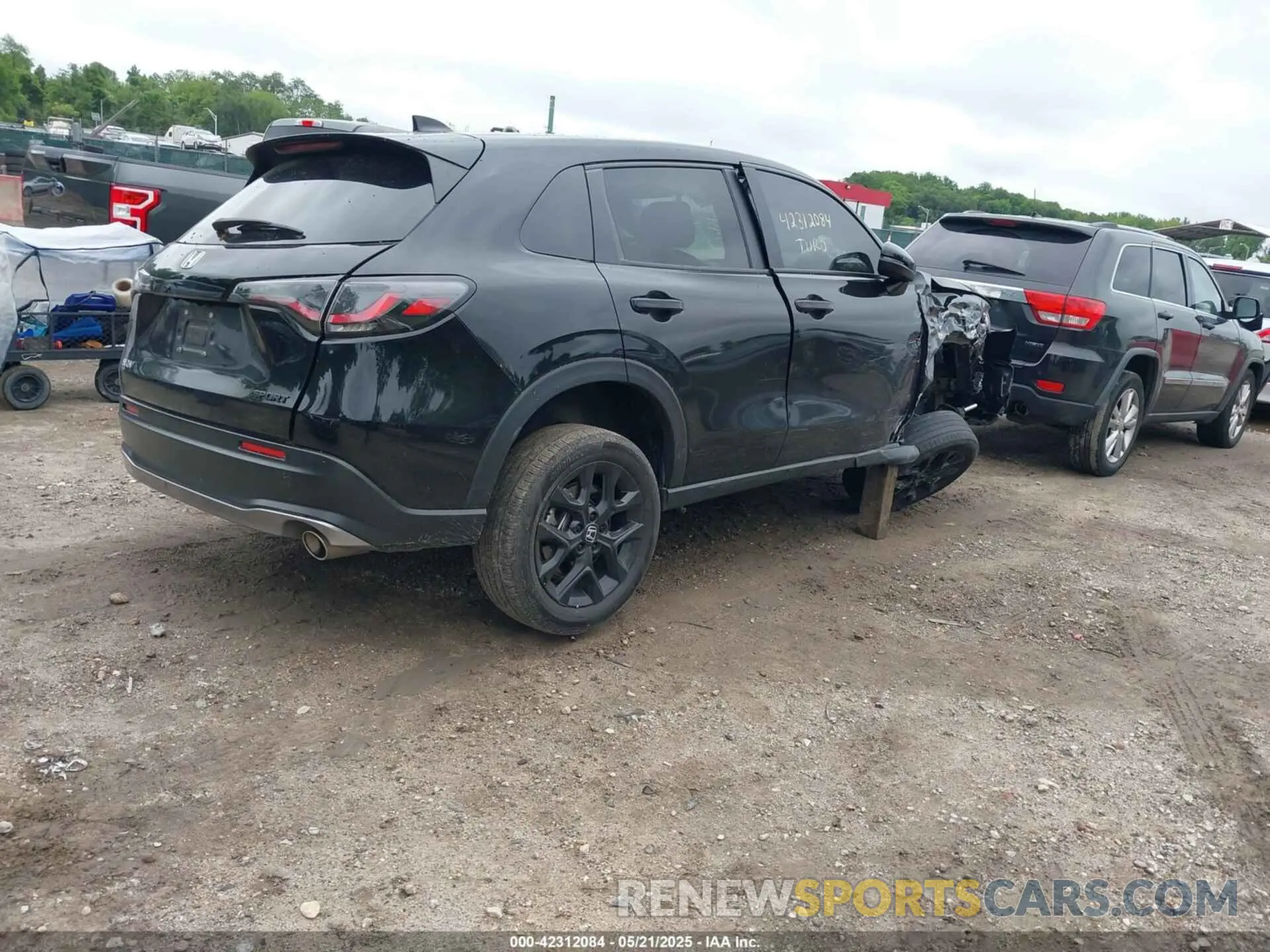 4 fotografías del automóvil dañado 3CZRZ2H59RM712228 HONDA HR-V 2024