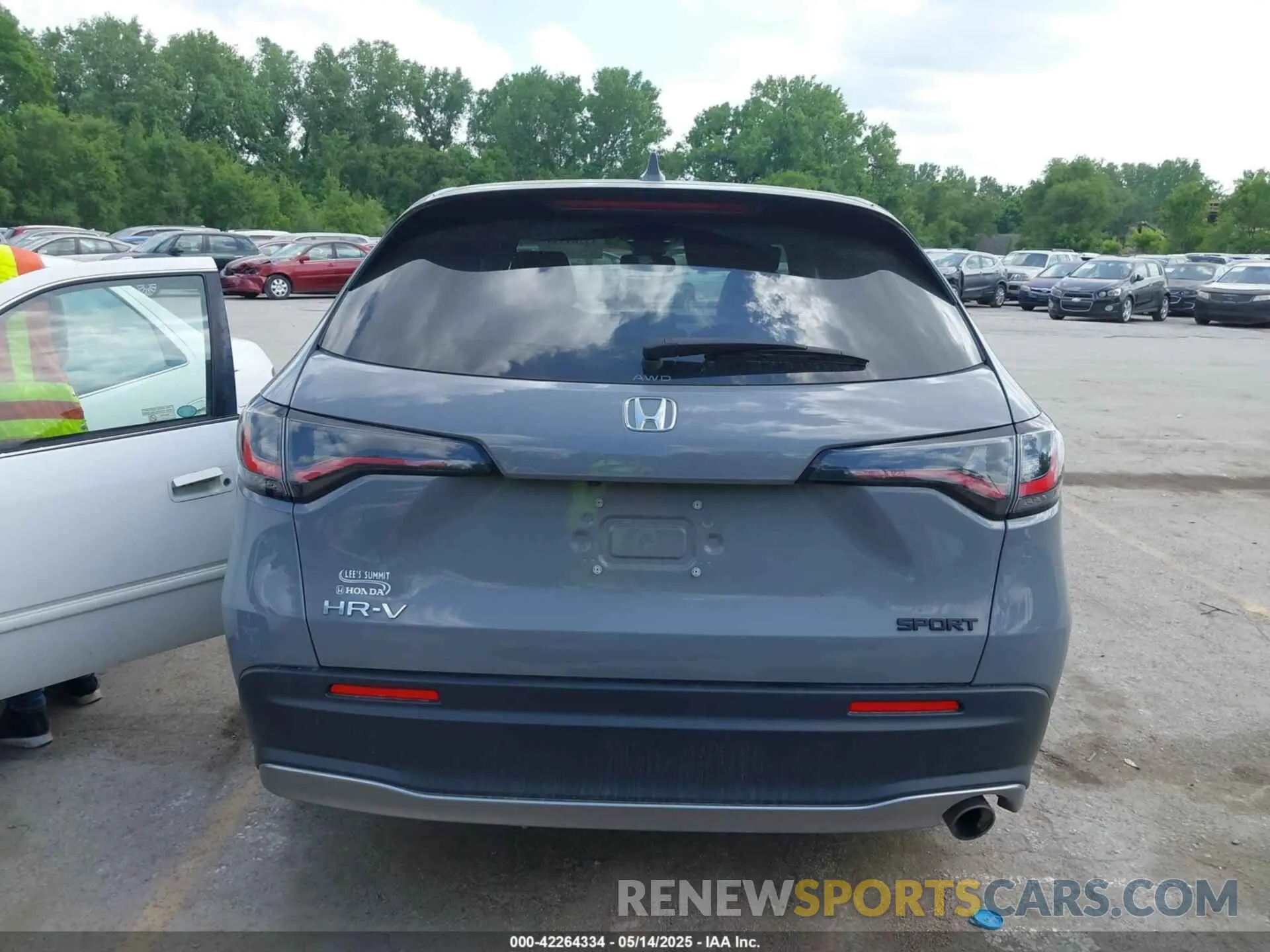 16 fotografías del automóvil dañado 3CZRZ2H59RM764412 HONDA HR-V 2024