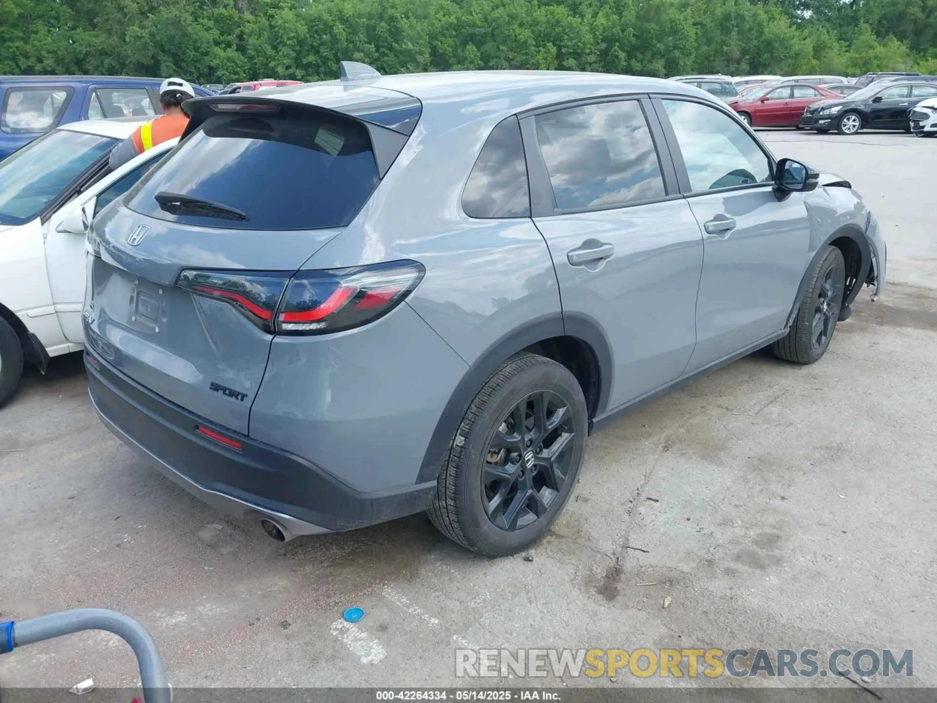 4 fotografías del automóvil dañado 3CZRZ2H59RM764412 HONDA HR-V 2024