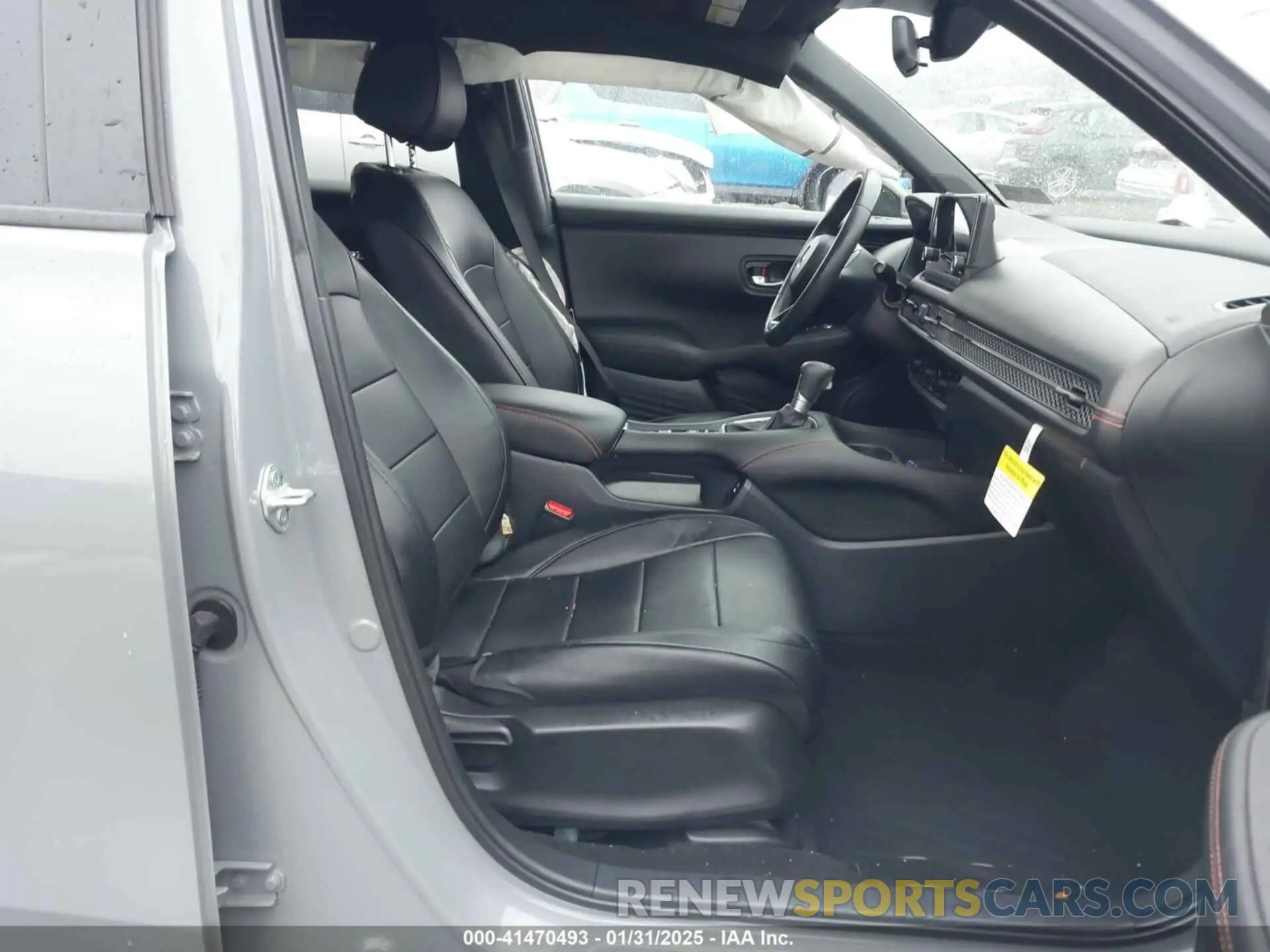 5 fotografías del automóvil dañado 3CZRZ2H59RM775233 HONDA HR-V 2024