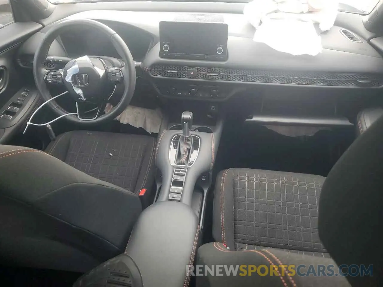 8 fotografías del automóvil dañado 3CZRZ2H5XRM710794 HONDA HR-V 2024