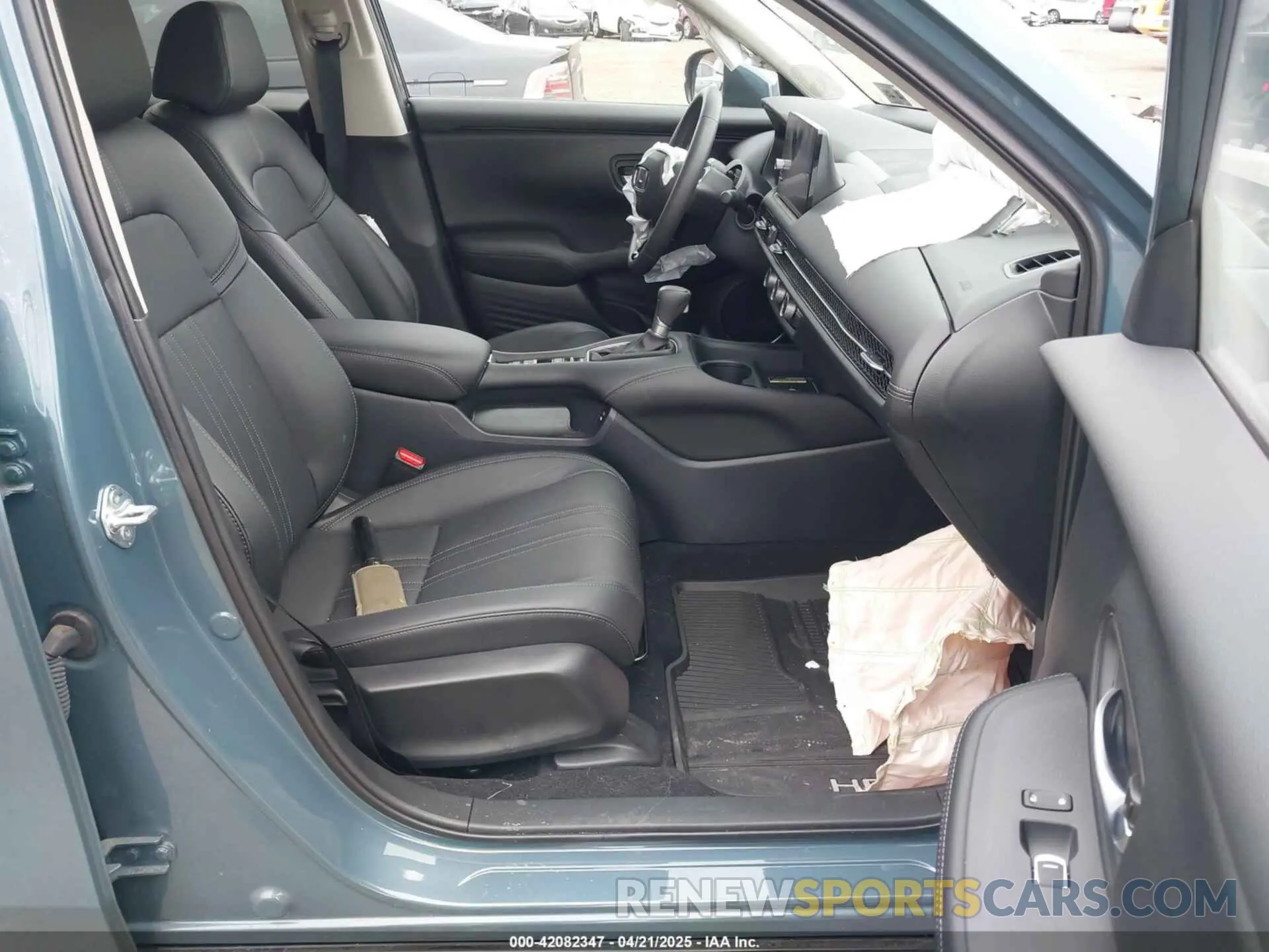 5 fotografías del automóvil dañado 3CZRZ2H72RM754452 HONDA HR-V 2024