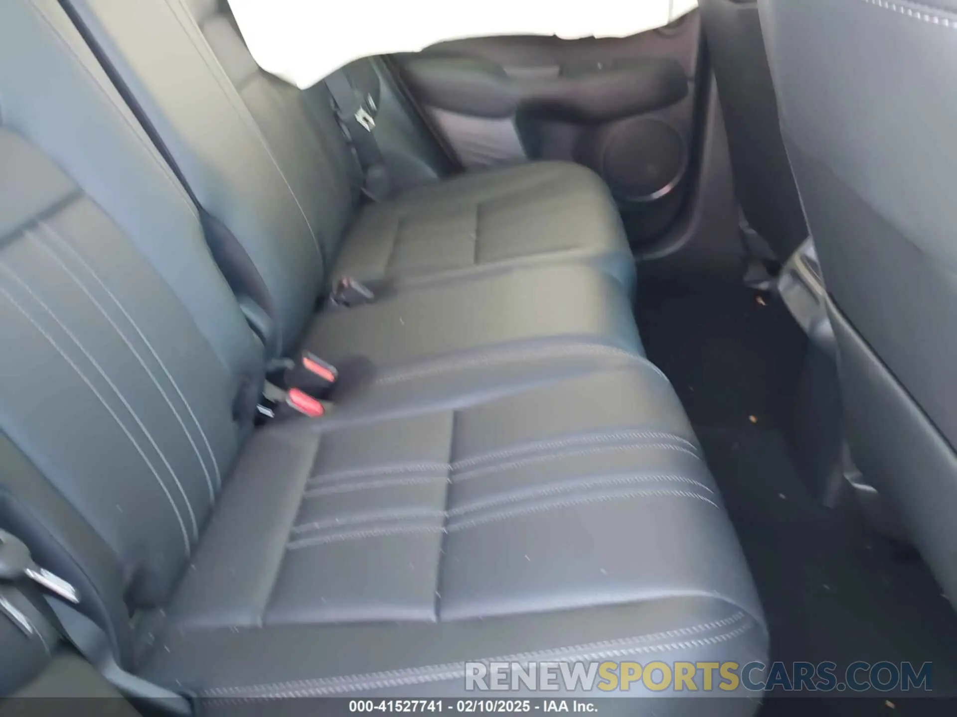 8 fotografías del automóvil dañado 3CZRZ2H78RM769554 HONDA HR-V 2024