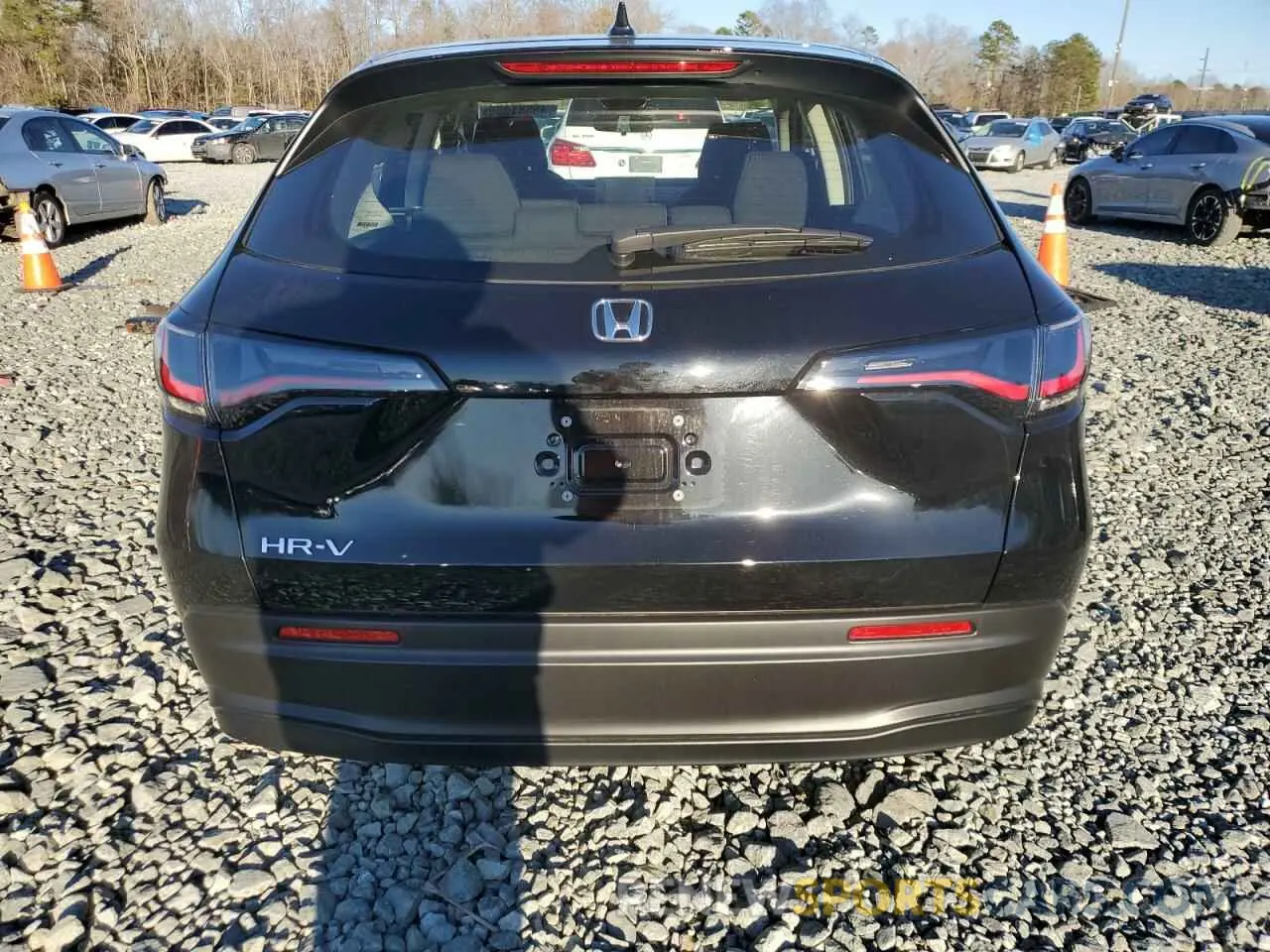 6 fotografías del automóvil dañado 3CZRZ1H31SM728521 HONDA HR-V 2025
