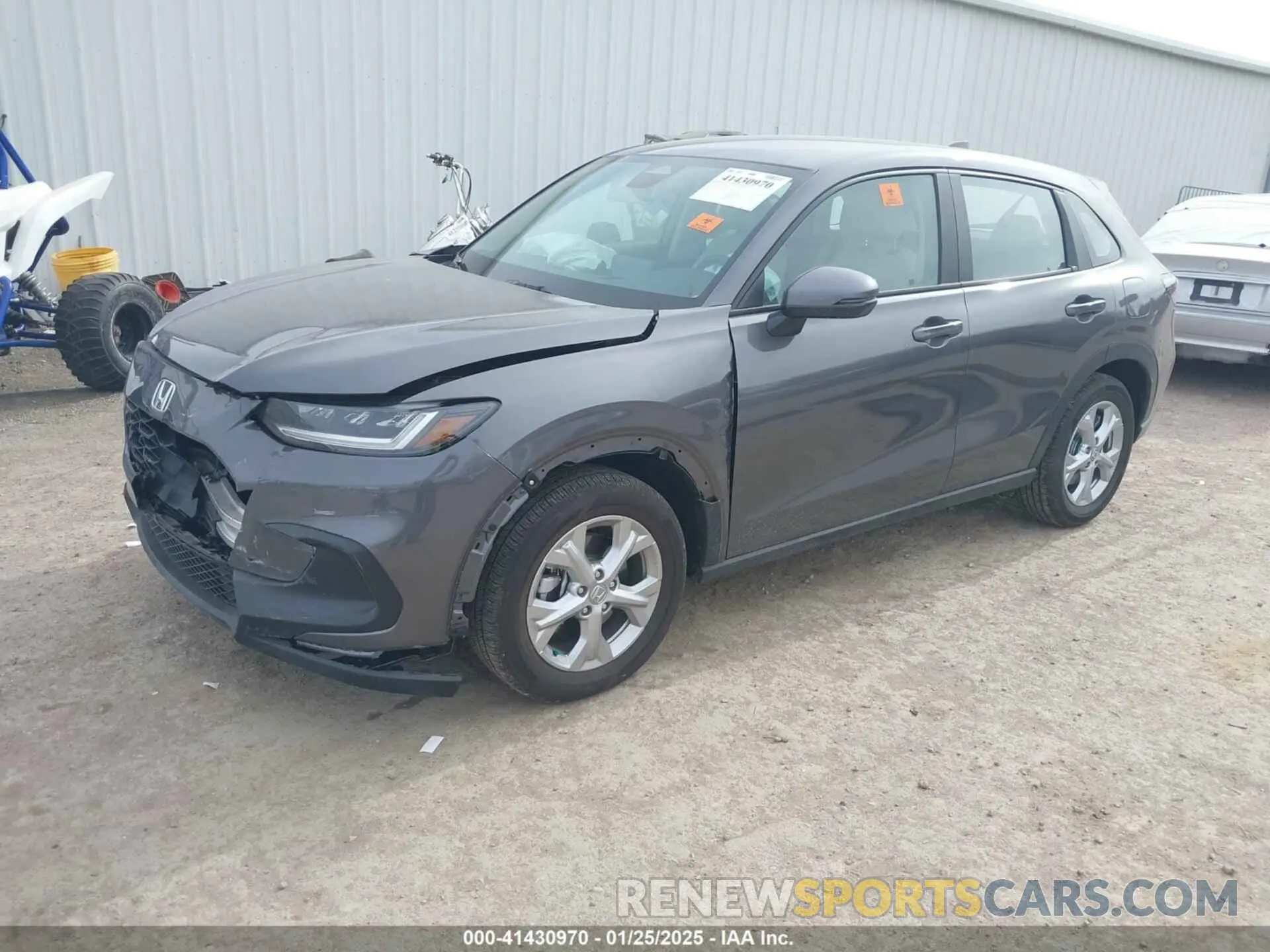 2 fotografías del automóvil dañado 3CZRZ1H33SM701160 HONDA HR-V 2025