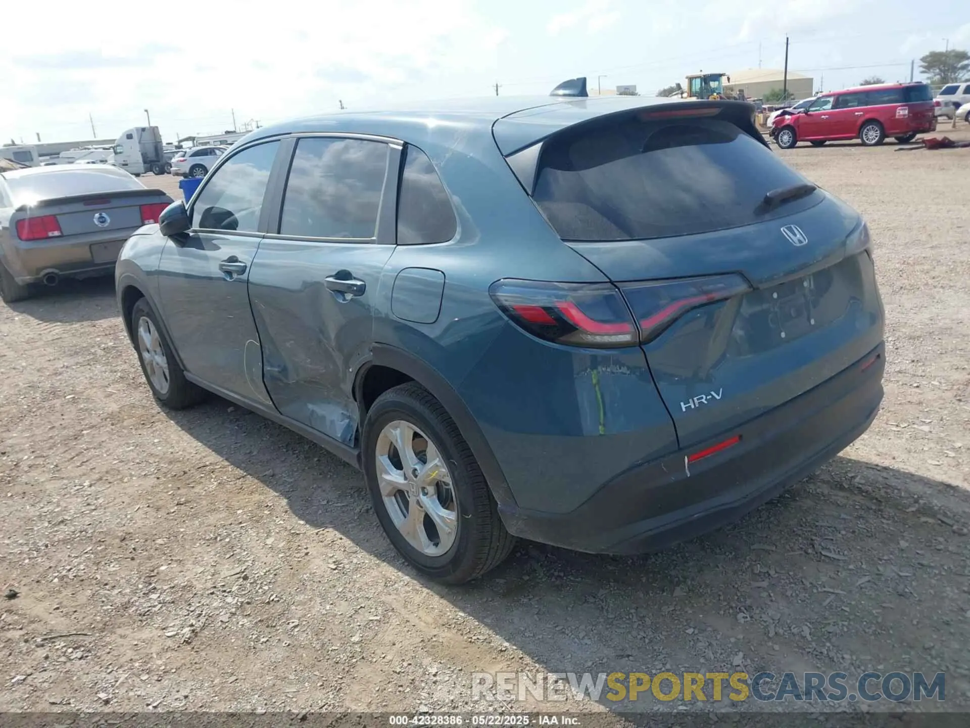 3 fotografías del automóvil dañado 3CZRZ1H34SM740551 HONDA HR-V 2025