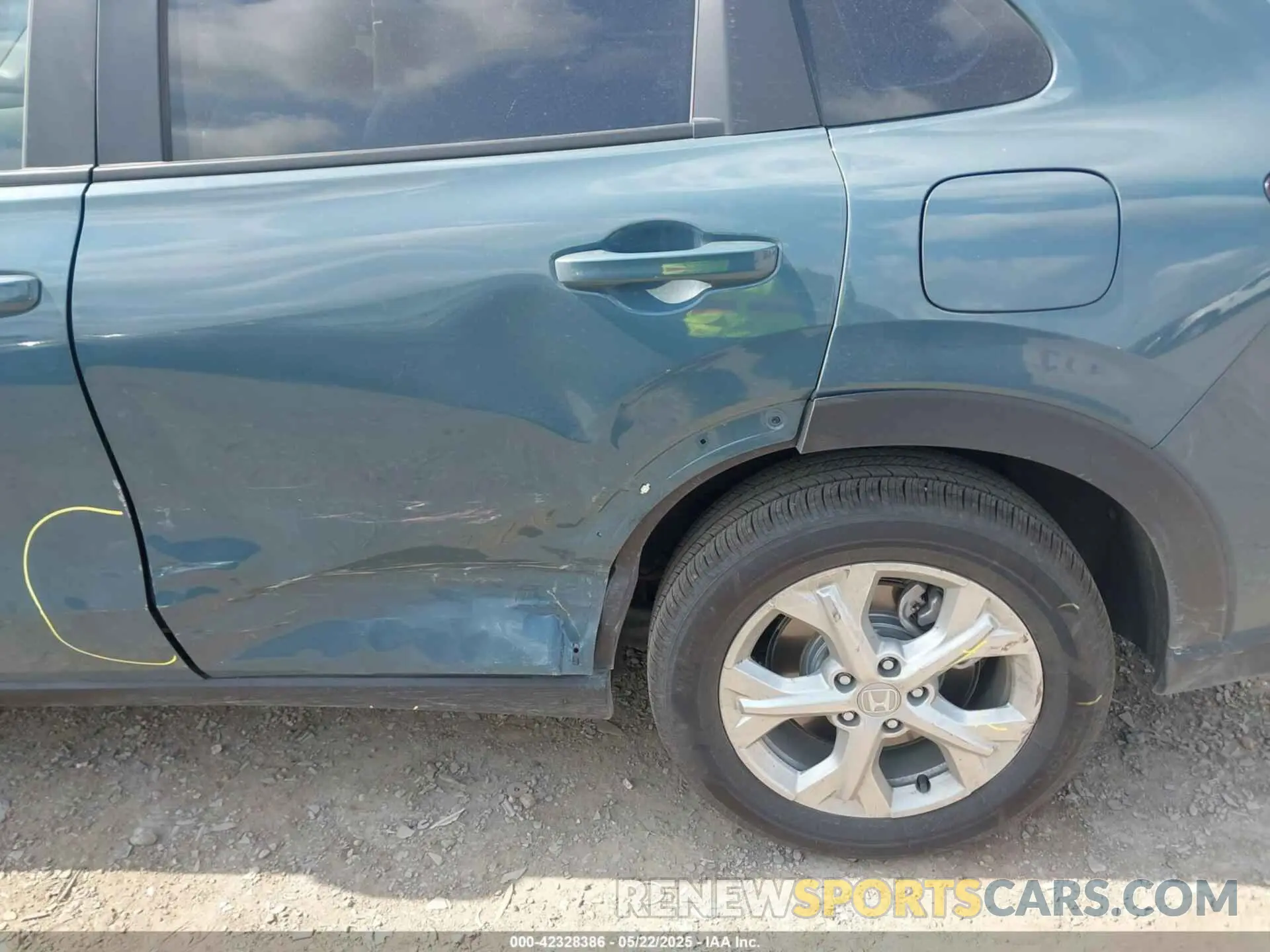 6 fotografías del automóvil dañado 3CZRZ1H34SM740551 HONDA HR-V 2025
