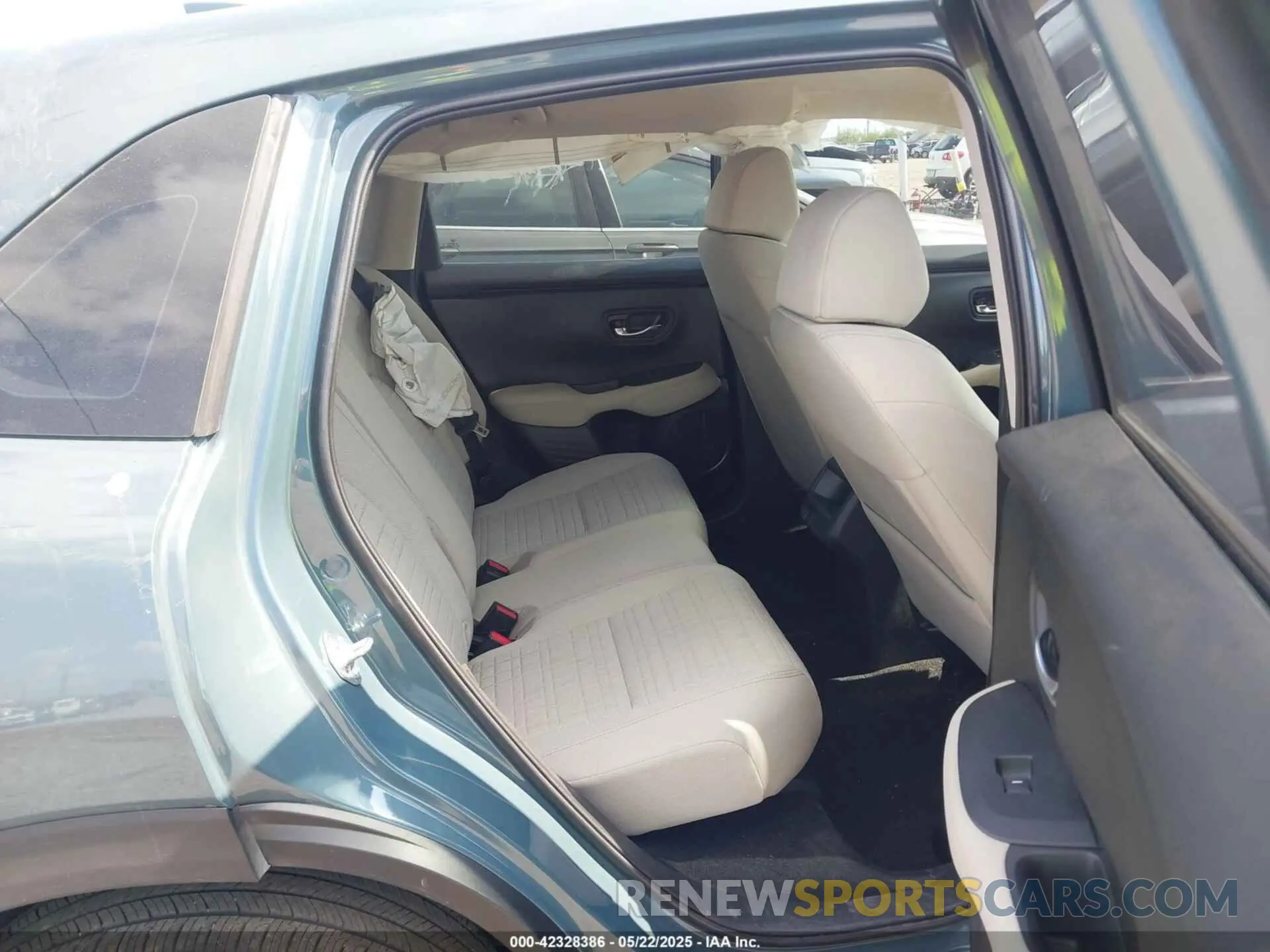 8 fotografías del automóvil dañado 3CZRZ1H34SM740551 HONDA HR-V 2025