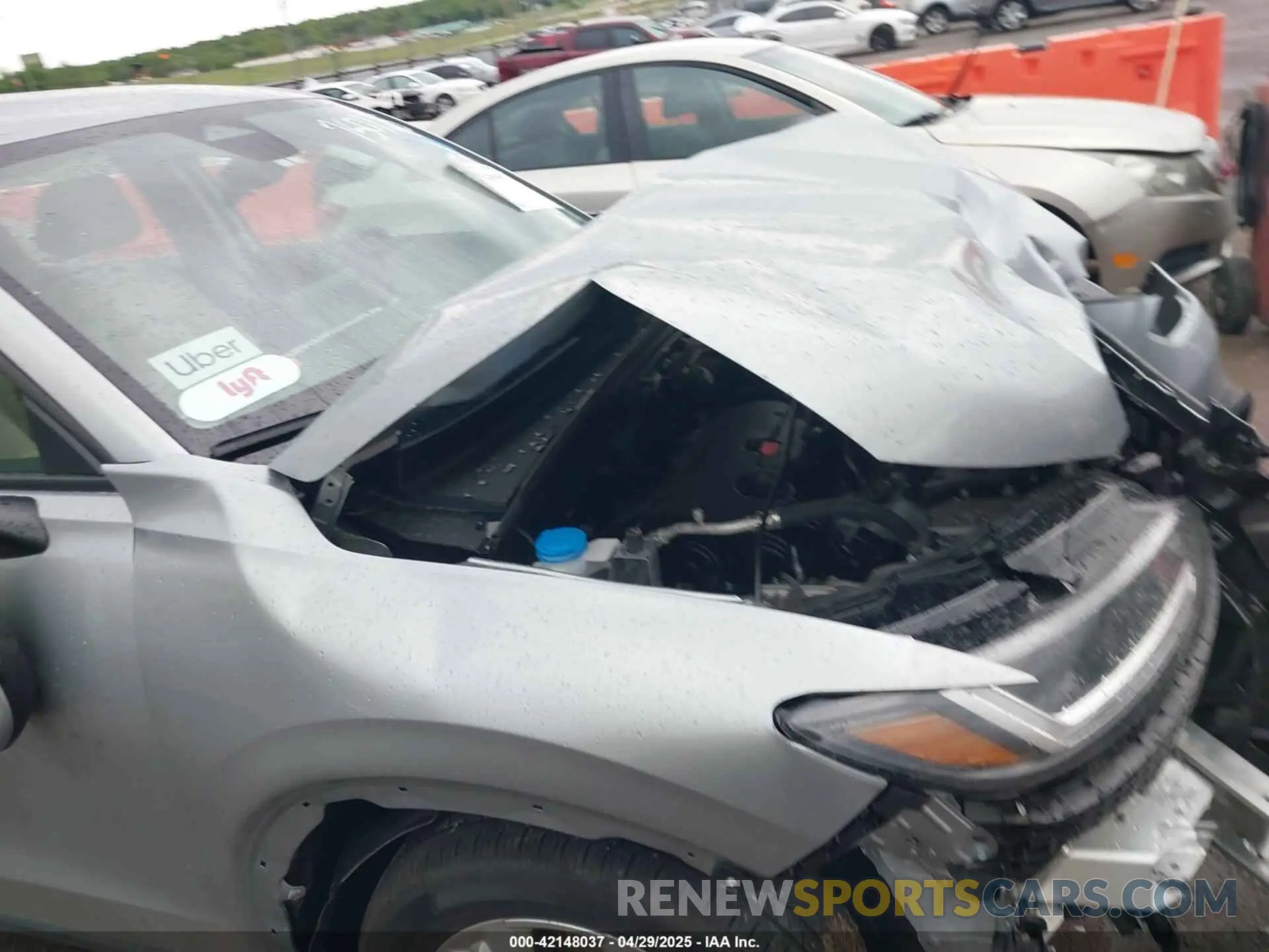 6 fotografías del automóvil dañado 3CZRZ1H36SM750725 HONDA HR-V 2025
