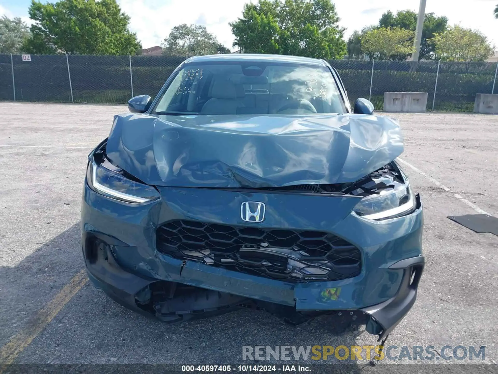 12 fotografías del automóvil dañado 3CZRZ1H37SM713053 HONDA HR-V 2025