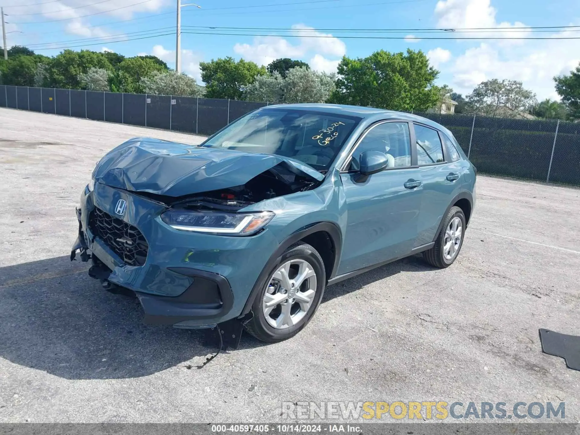 2 fotografías del automóvil dañado 3CZRZ1H37SM713053 HONDA HR-V 2025