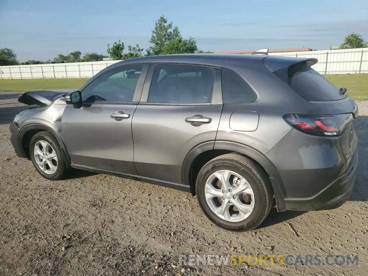 2 fotografías del automóvil dañado 3CZRZ1H38SM712591 HONDA HR-V 2025