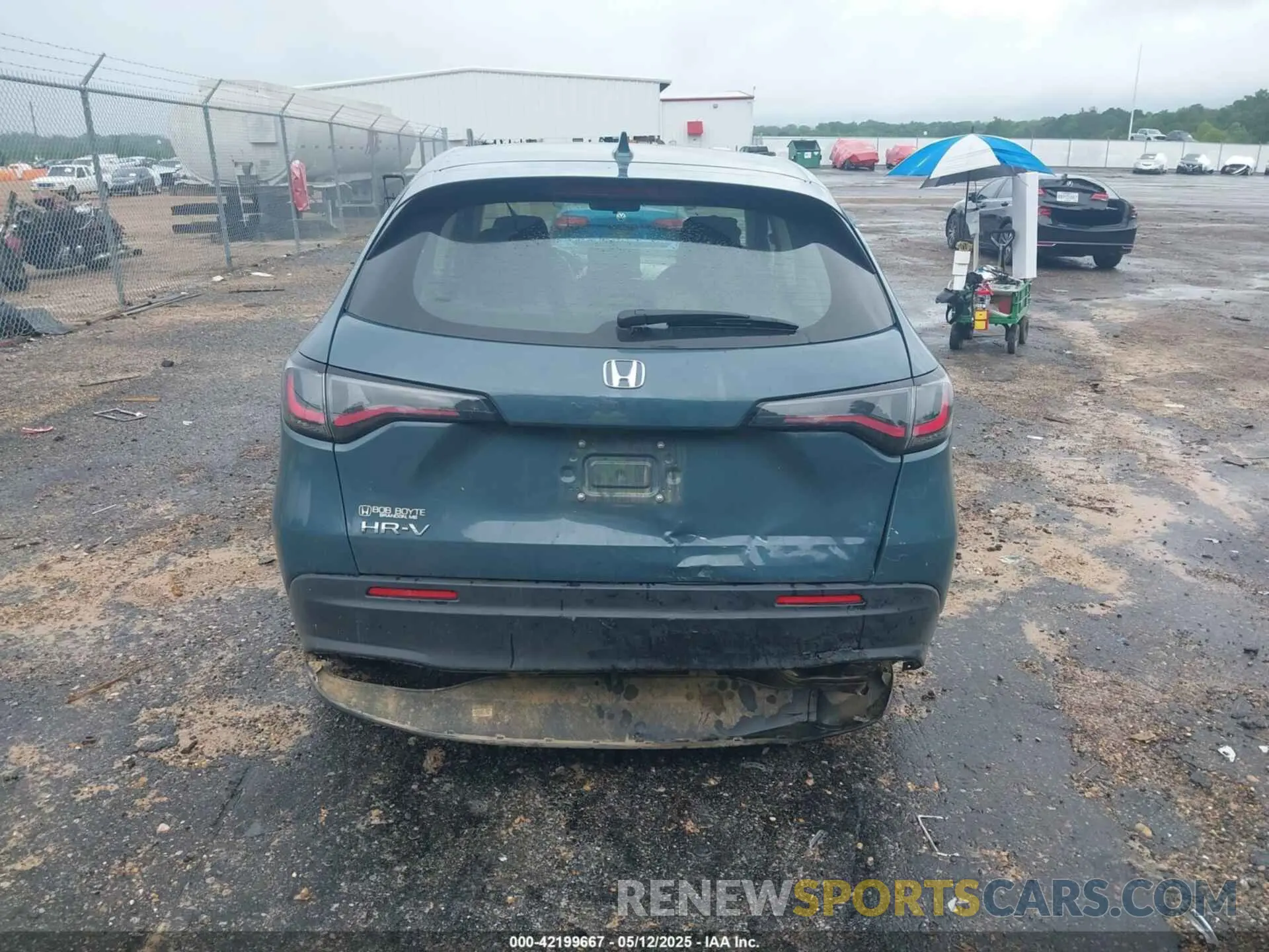 16 fotografías del automóvil dañado 3CZRZ1H38SM729360 HONDA HR-V 2025