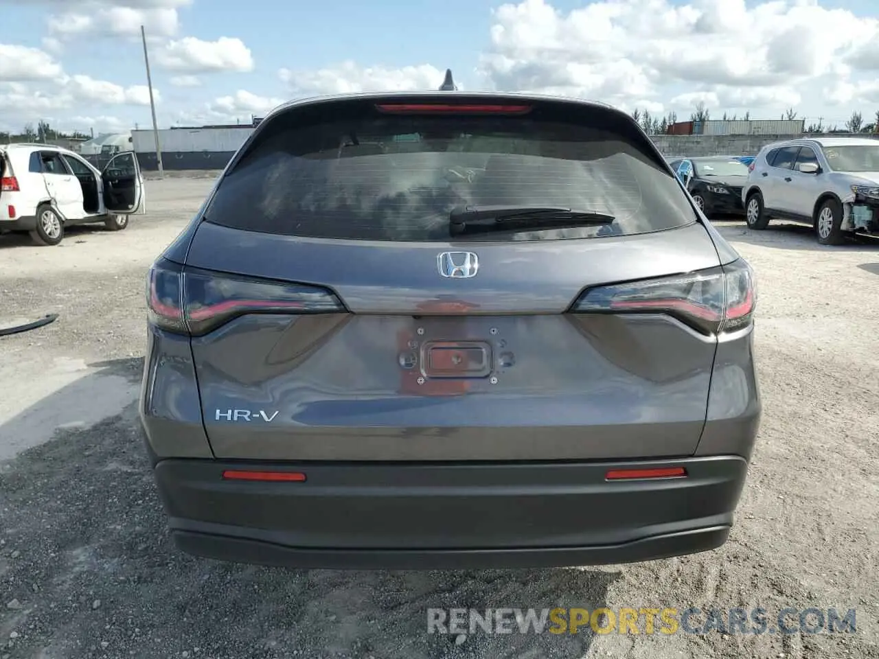 6 fotografías del automóvil dañado 3CZRZ1H38SM742982 HONDA HR-V 2025