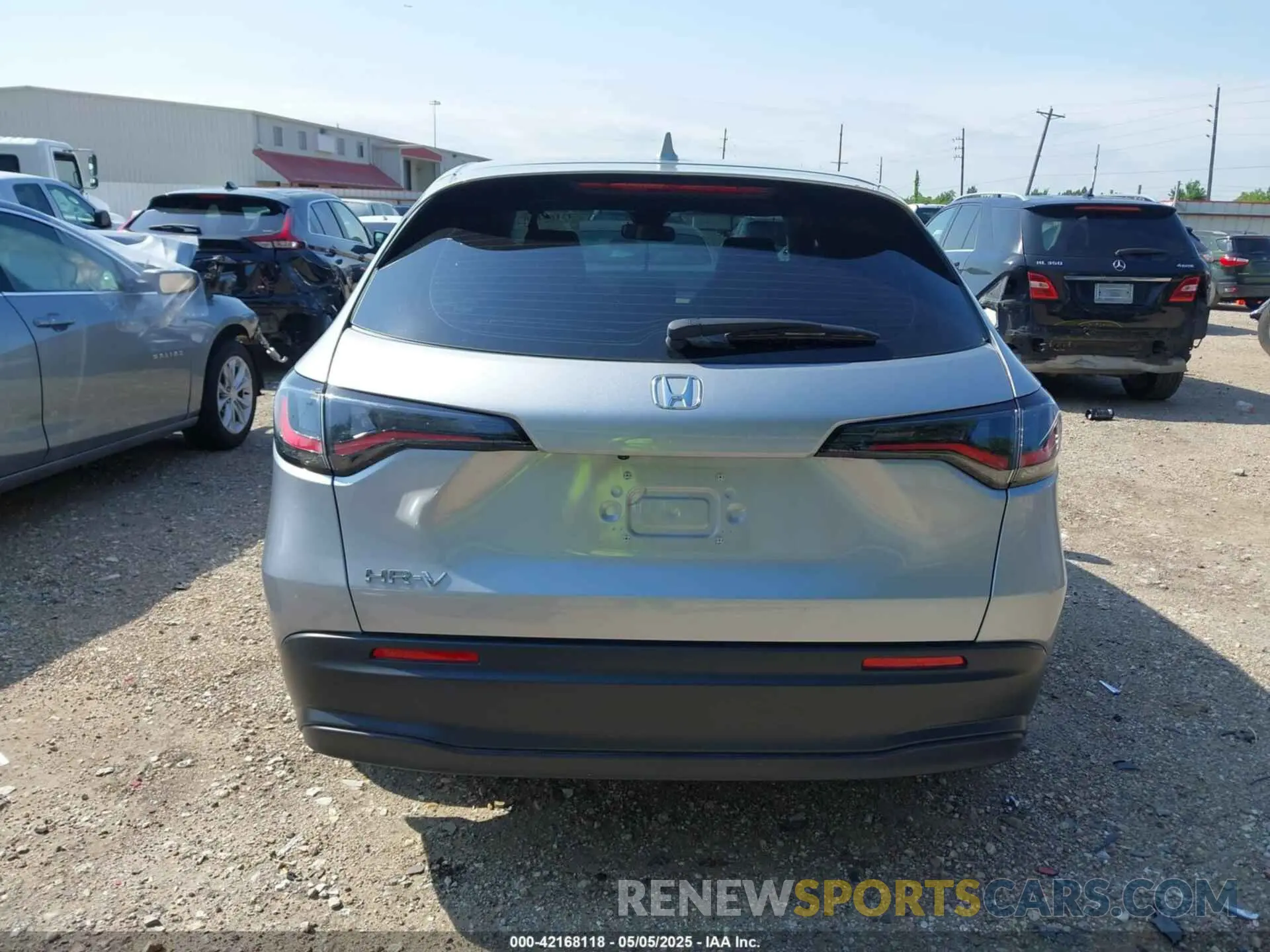 17 fotografías del automóvil dañado 3CZRZ1H3XSM720868 HONDA HR-V 2025