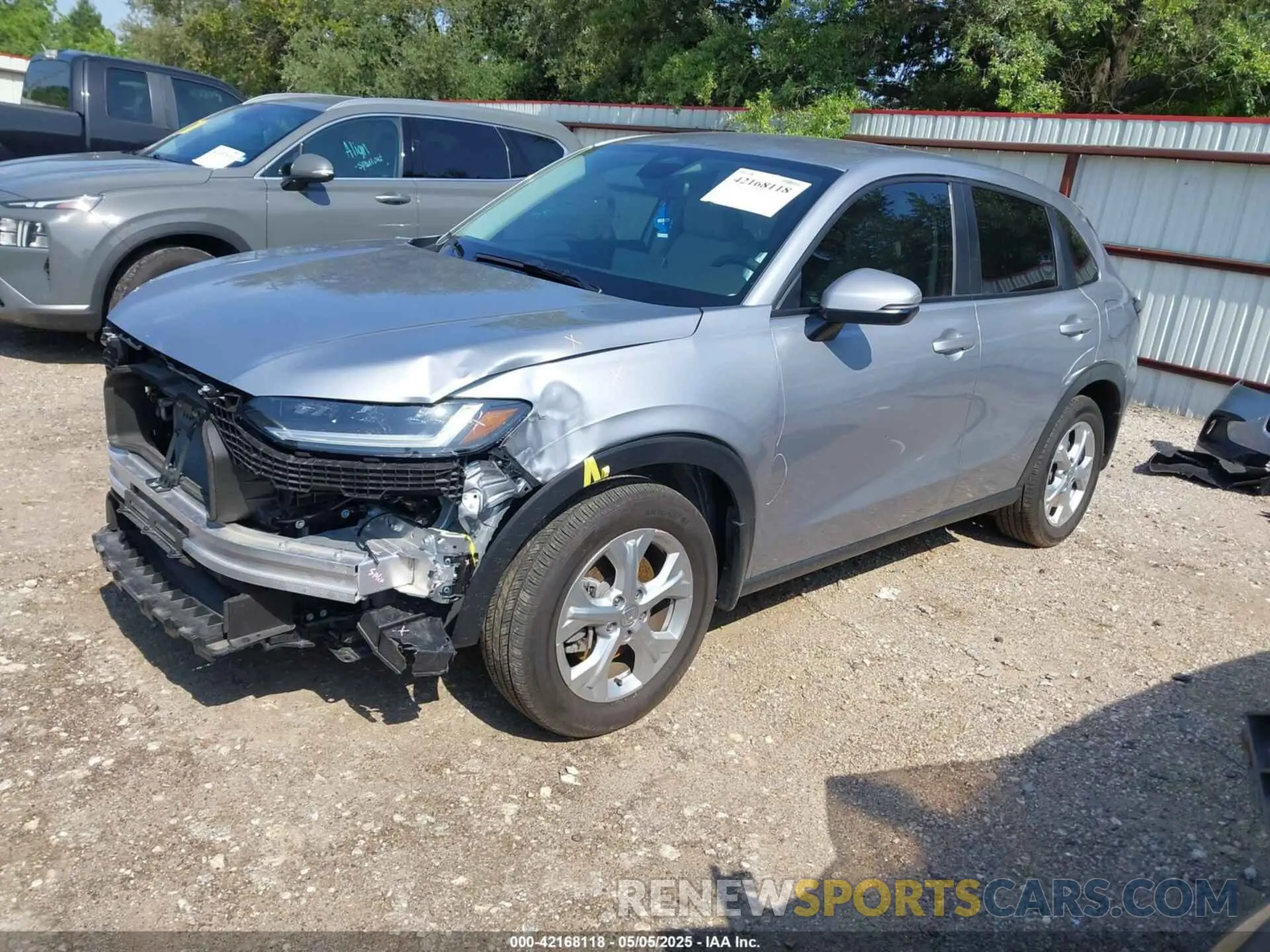 2 fotografías del automóvil dañado 3CZRZ1H3XSM720868 HONDA HR-V 2025