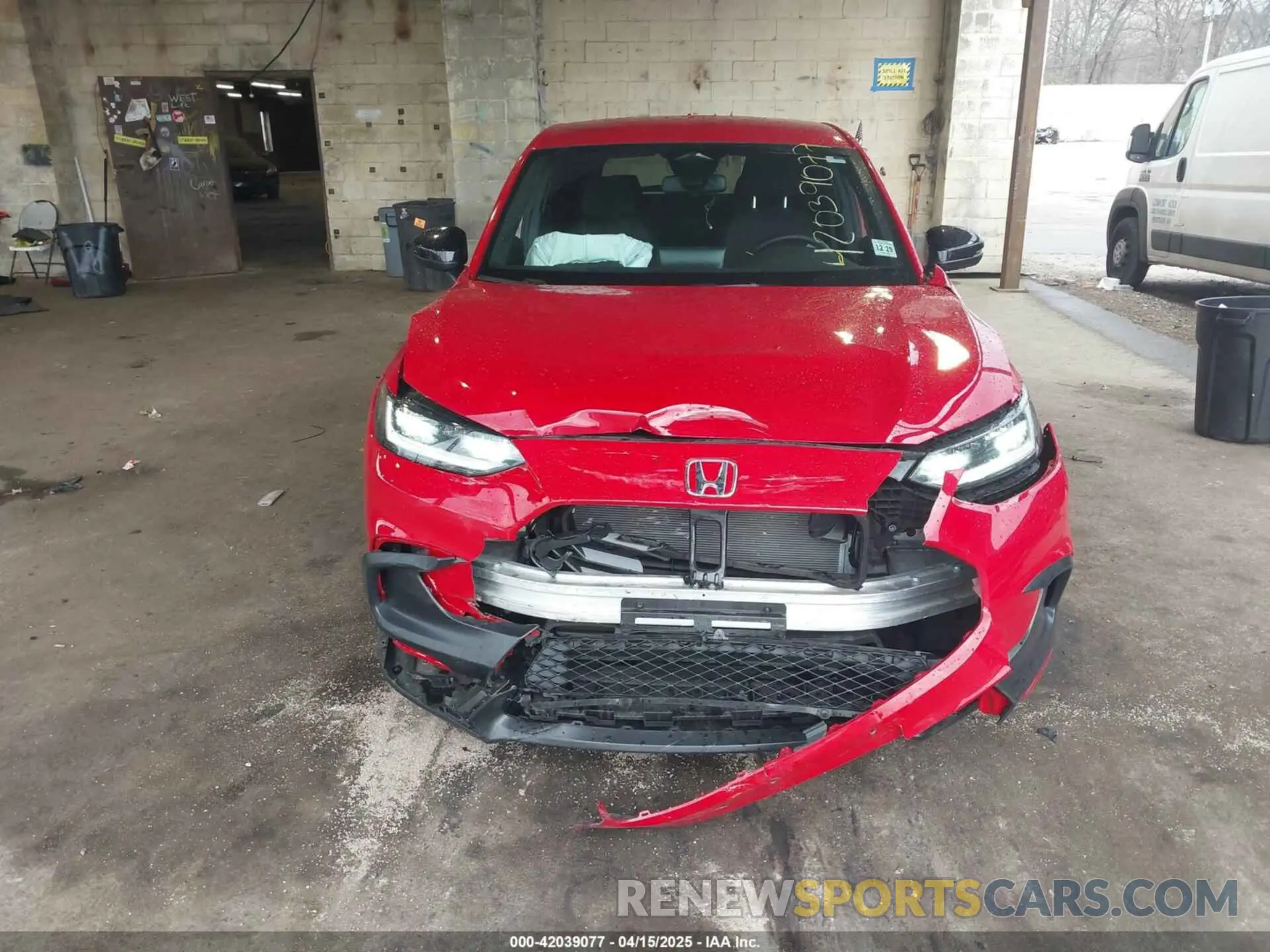 12 fotografías del automóvil dañado 3CZRZ1H50SM723392 HONDA HR-V 2025