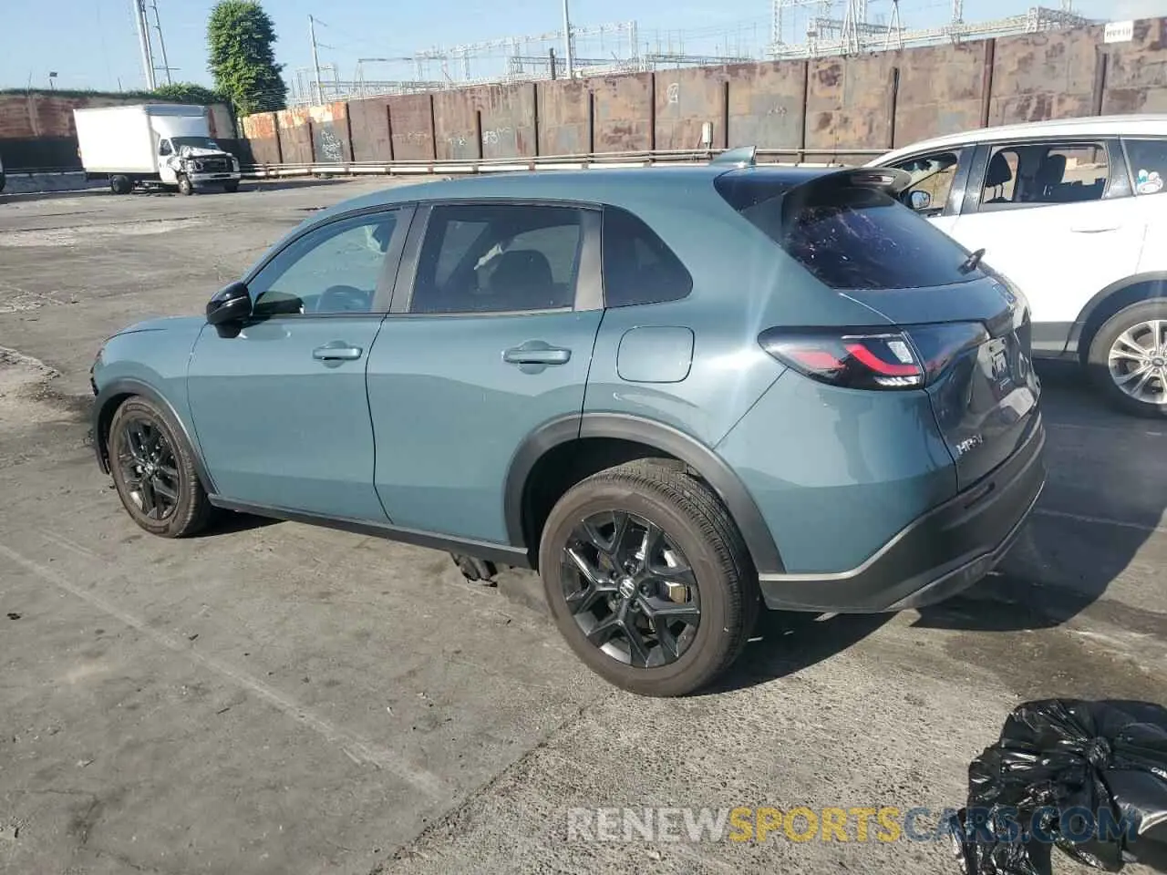 2 fotografías del automóvil dañado 3CZRZ1H51SM706942 HONDA HR-V 2025