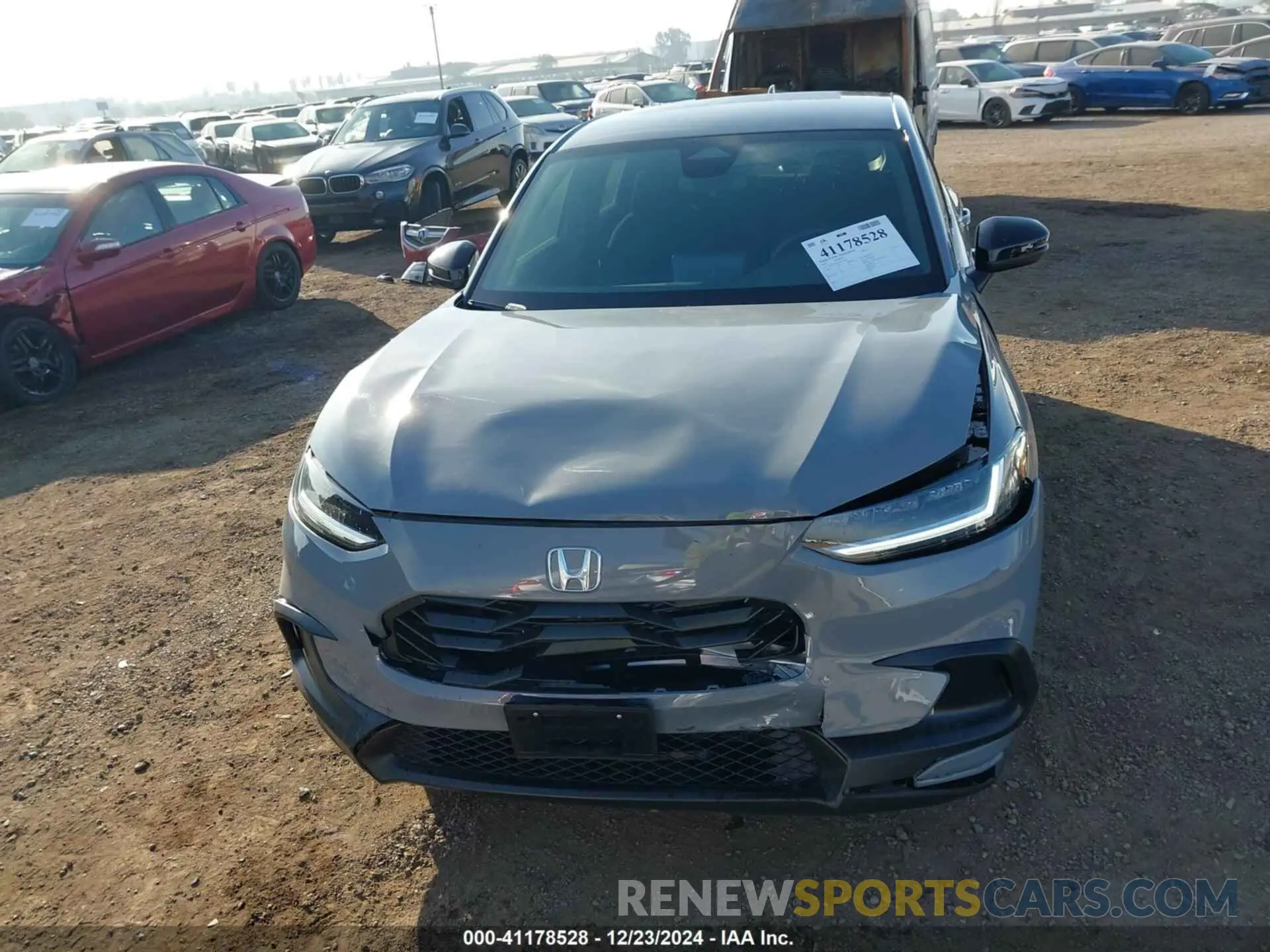 12 fotografías del automóvil dañado 3CZRZ1H54SM714050 HONDA HR-V 2025
