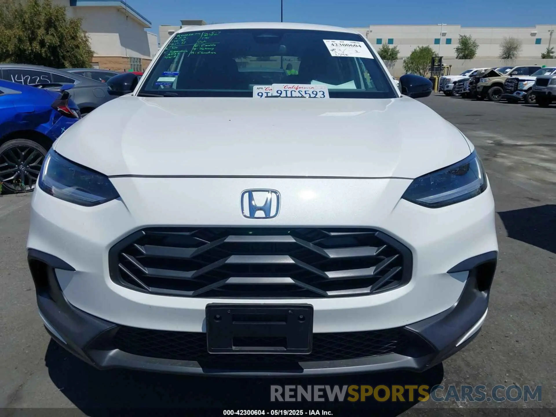 13 fotografías del automóvil dañado 3CZRZ1H54SM741765 HONDA HR-V 2025