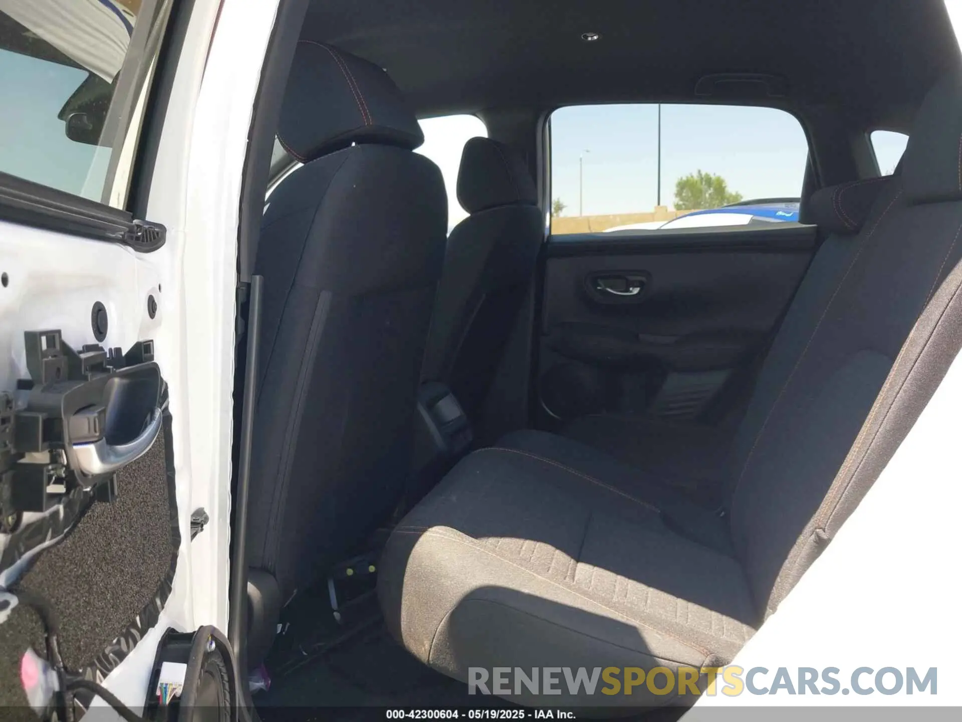 8 fotografías del automóvil dañado 3CZRZ1H54SM741765 HONDA HR-V 2025