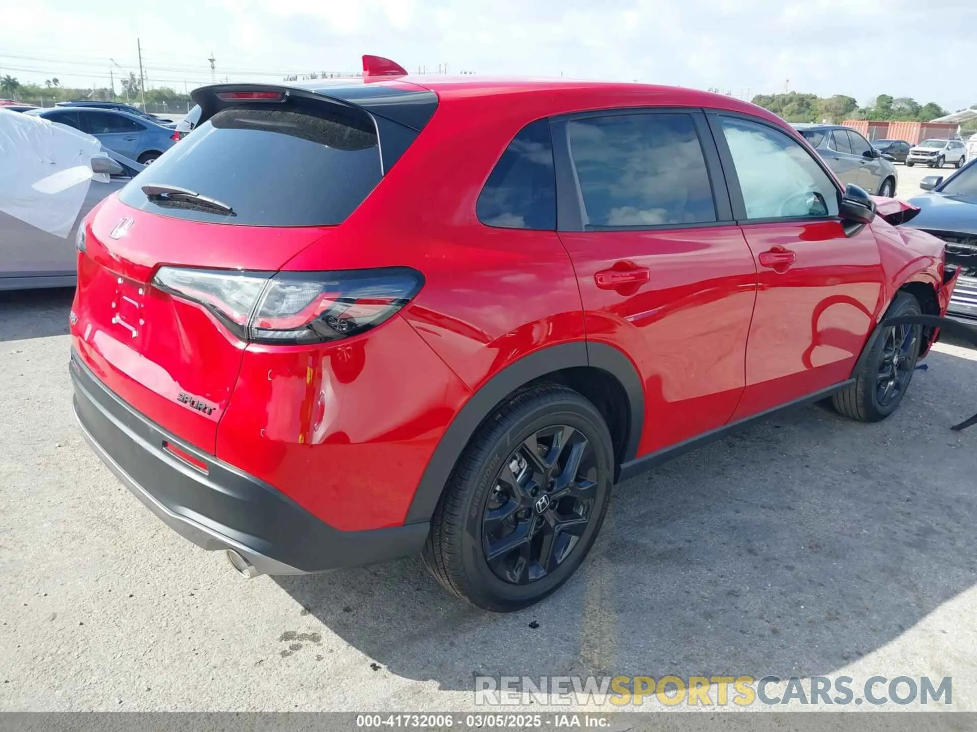 4 fotografías del automóvil dañado 3CZRZ1H55SM723405 HONDA HR-V 2025