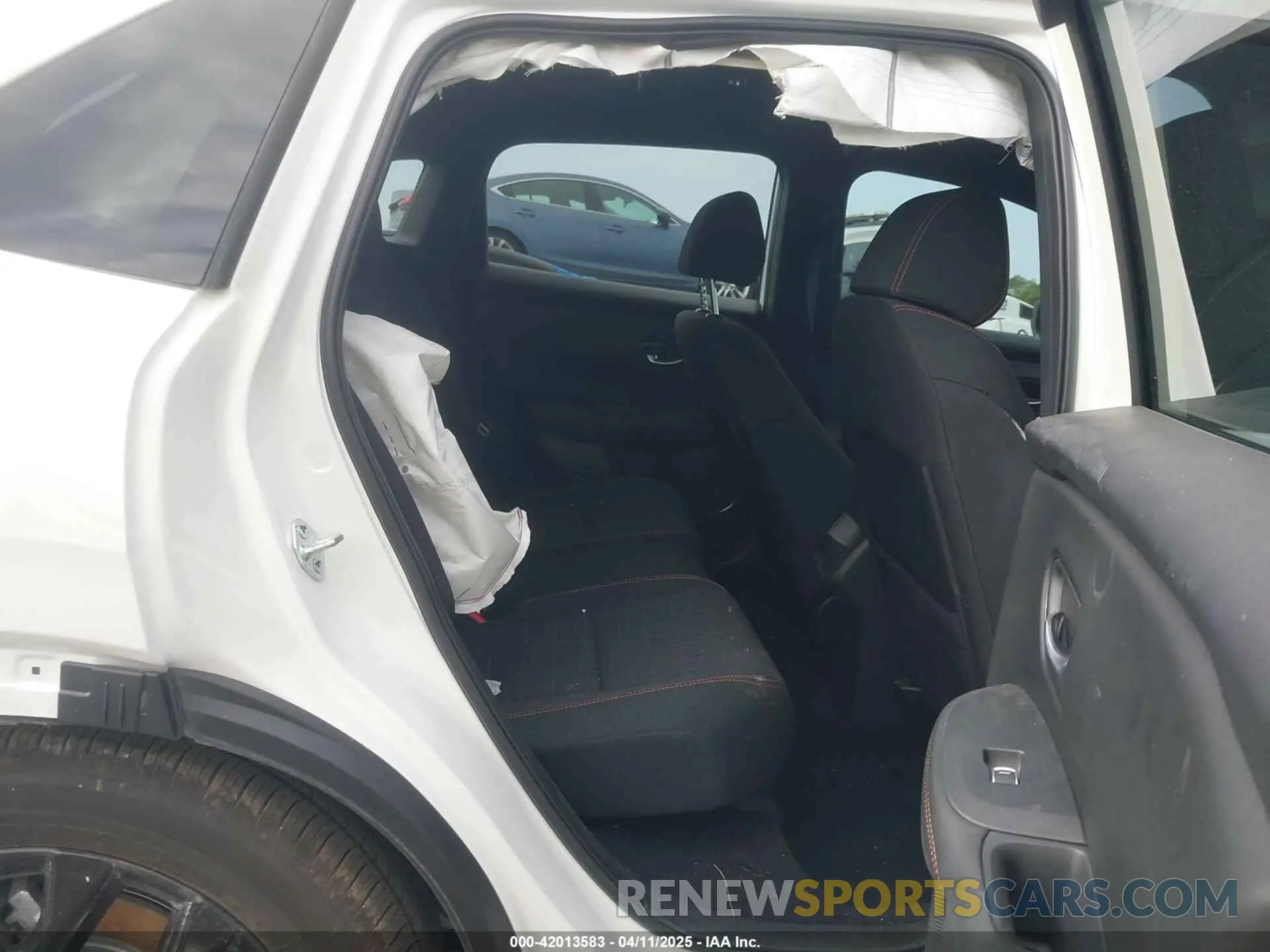 8 fotografías del automóvil dañado 3CZRZ1H59SM724508 HONDA HR-V 2025