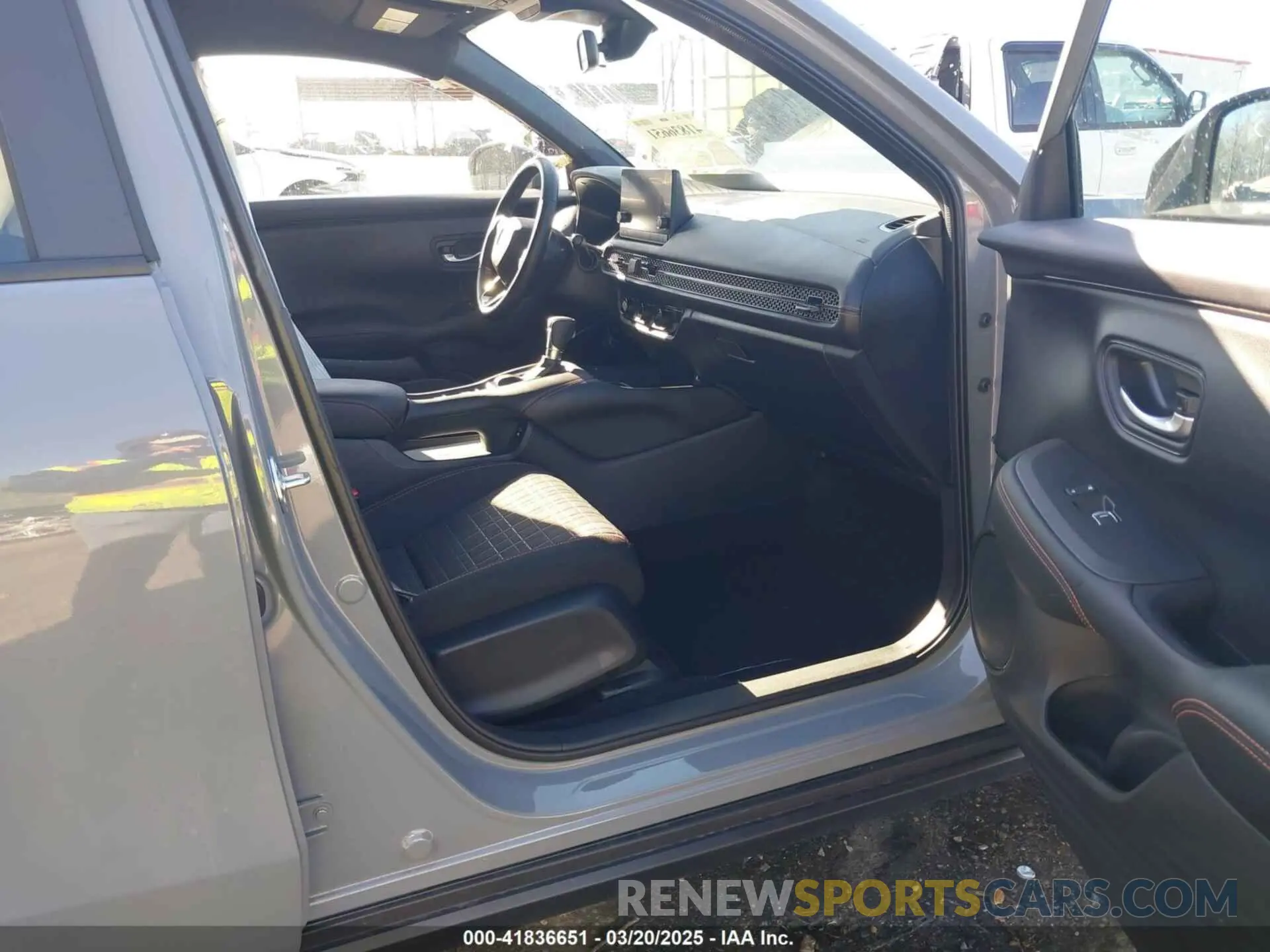 4 fotografías del automóvil dañado 3CZRZ1H5XSM731032 HONDA HR-V 2025