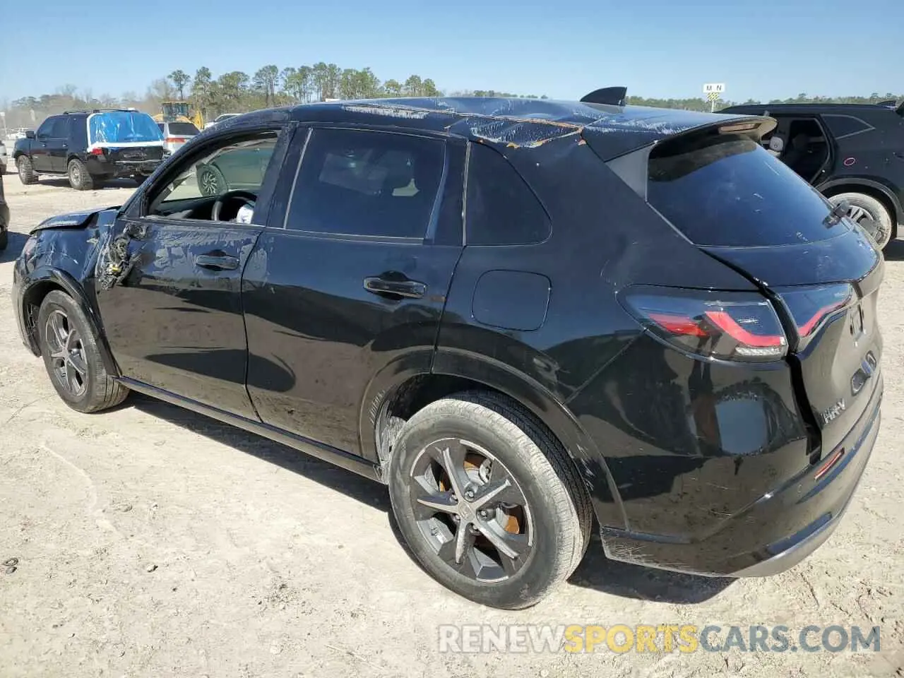2 fotografías del automóvil dañado 3CZRZ1H73SM703624 HONDA HR-V 2025