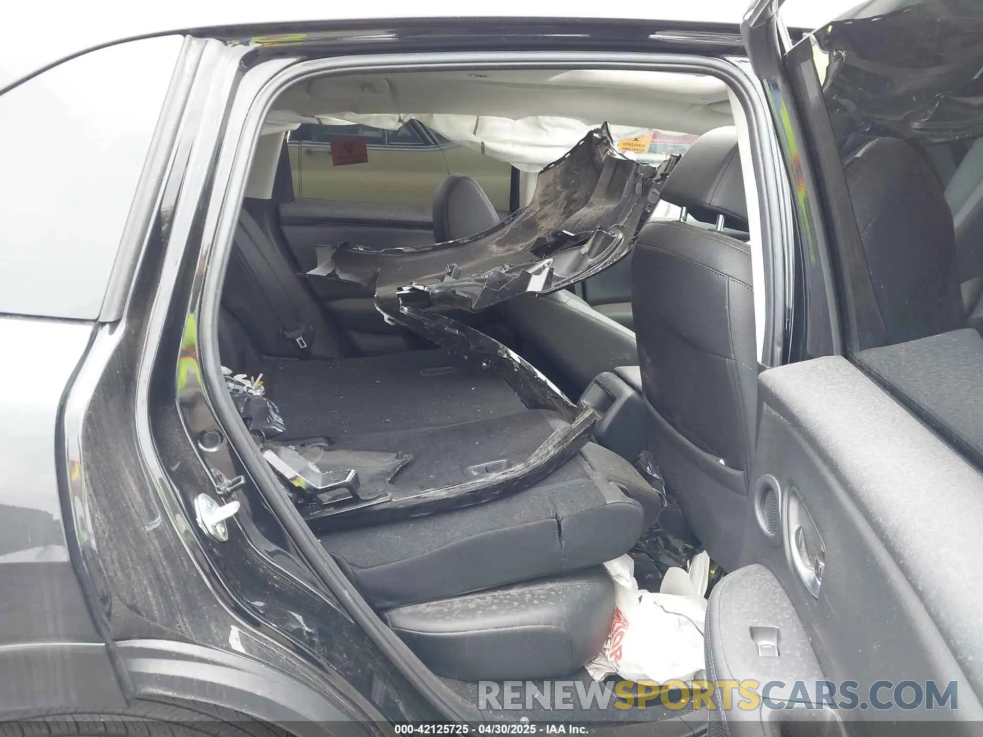 8 fotografías del automóvil dañado 3CZRZ1H74SM714258 HONDA HR-V 2025