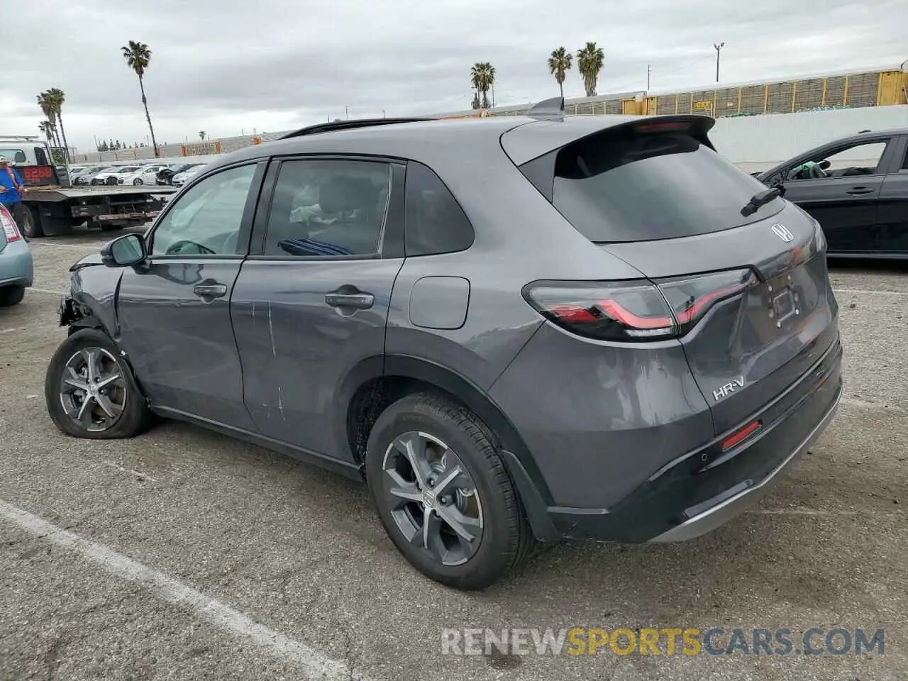 2 fotografías del automóvil dañado 3CZRZ1H77SM724539 HONDA HR-V 2025