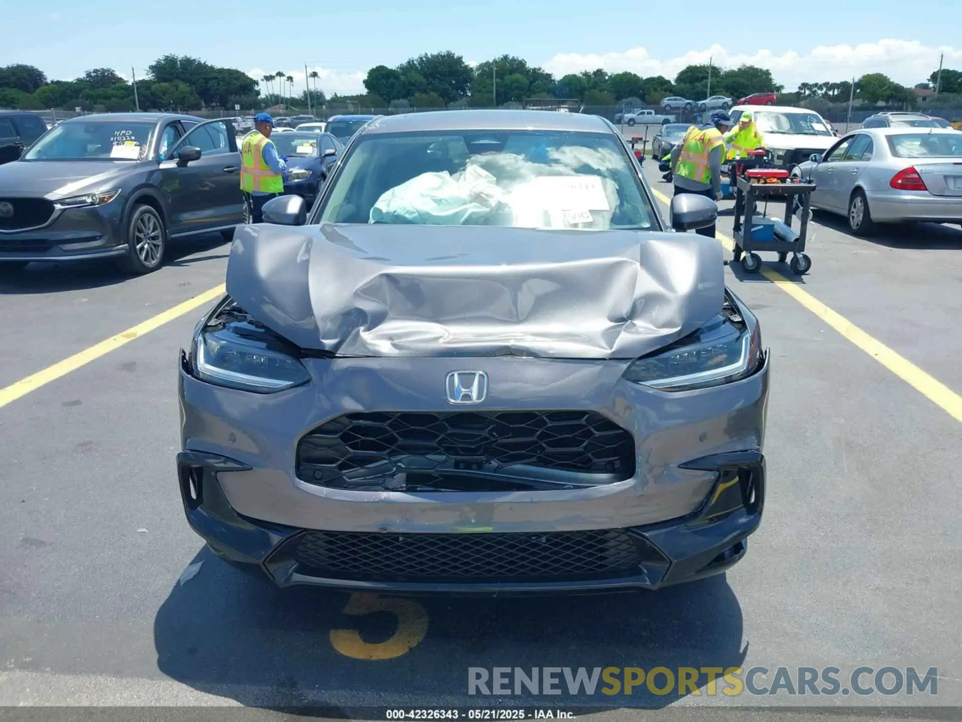 12 fotografías del automóvil dañado 3CZRZ1H79SM742508 HONDA HR-V 2025