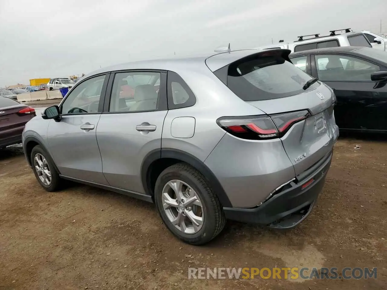 2 fotografías del automóvil dañado 3CZRZ2H34SM727062 HONDA HR-V 2025